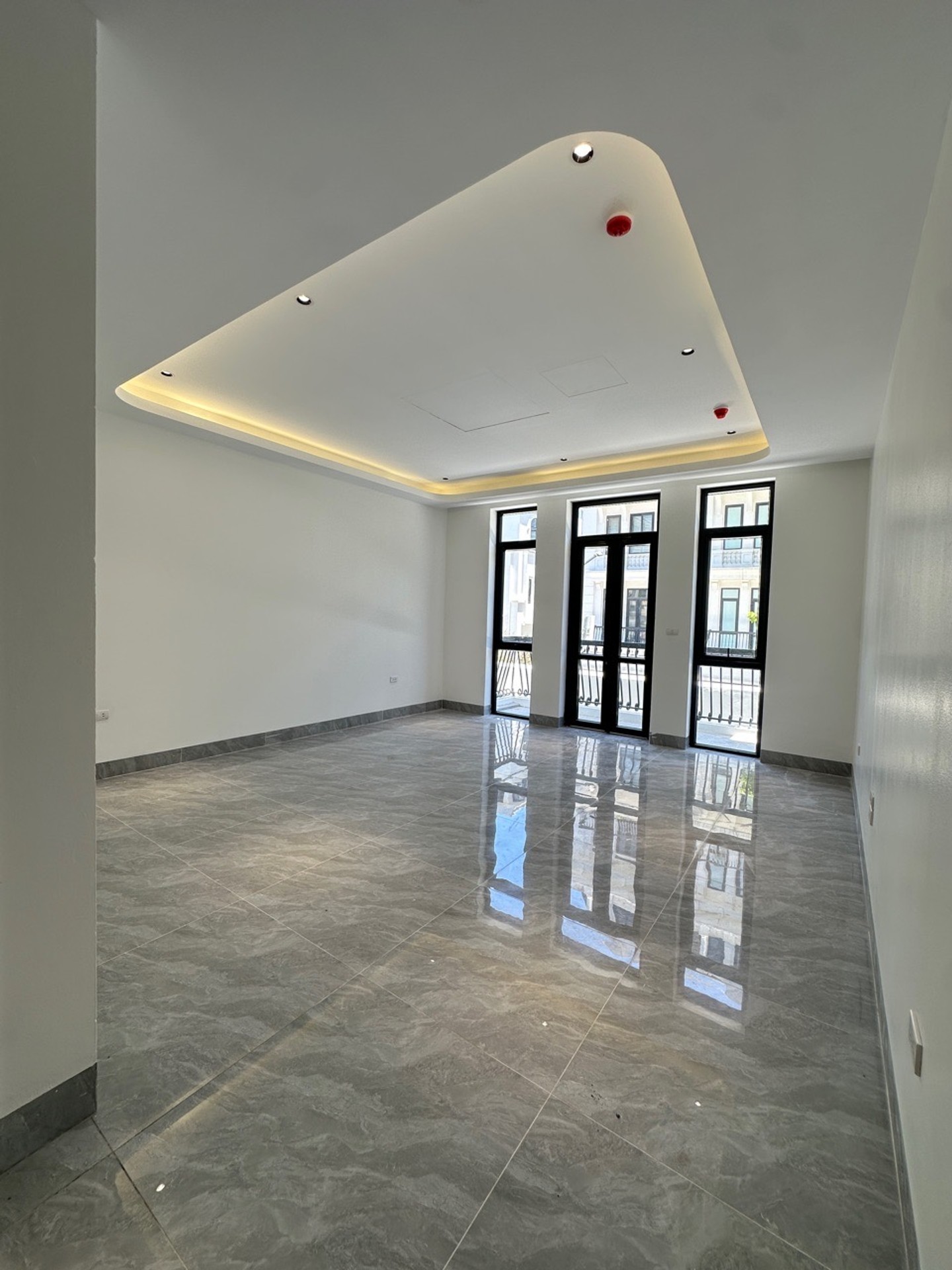 Bán liền kề Louis City Hoàng Mai 108m2 | 6 tầng | 5m x 20m | 37,5 tỷ - 0862.366.568 - Ảnh 3