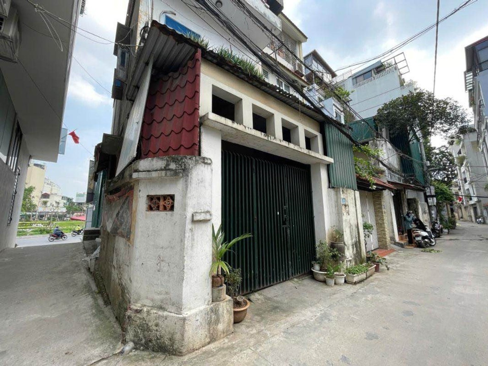 Alternative view of Bán đất mặt phố Nguyễn Gia Bồng, Q. Long Biên - 292m2 | Mặt tiền 12m x 27,7m | Giá 122 tỷ