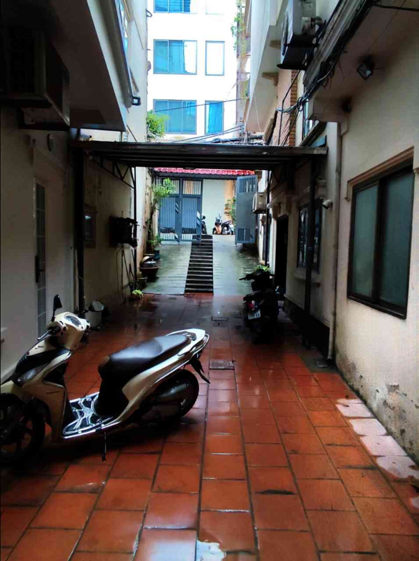 Nhà Đê La Thành, Ô Chợ Dừa, 10.6 tỷ