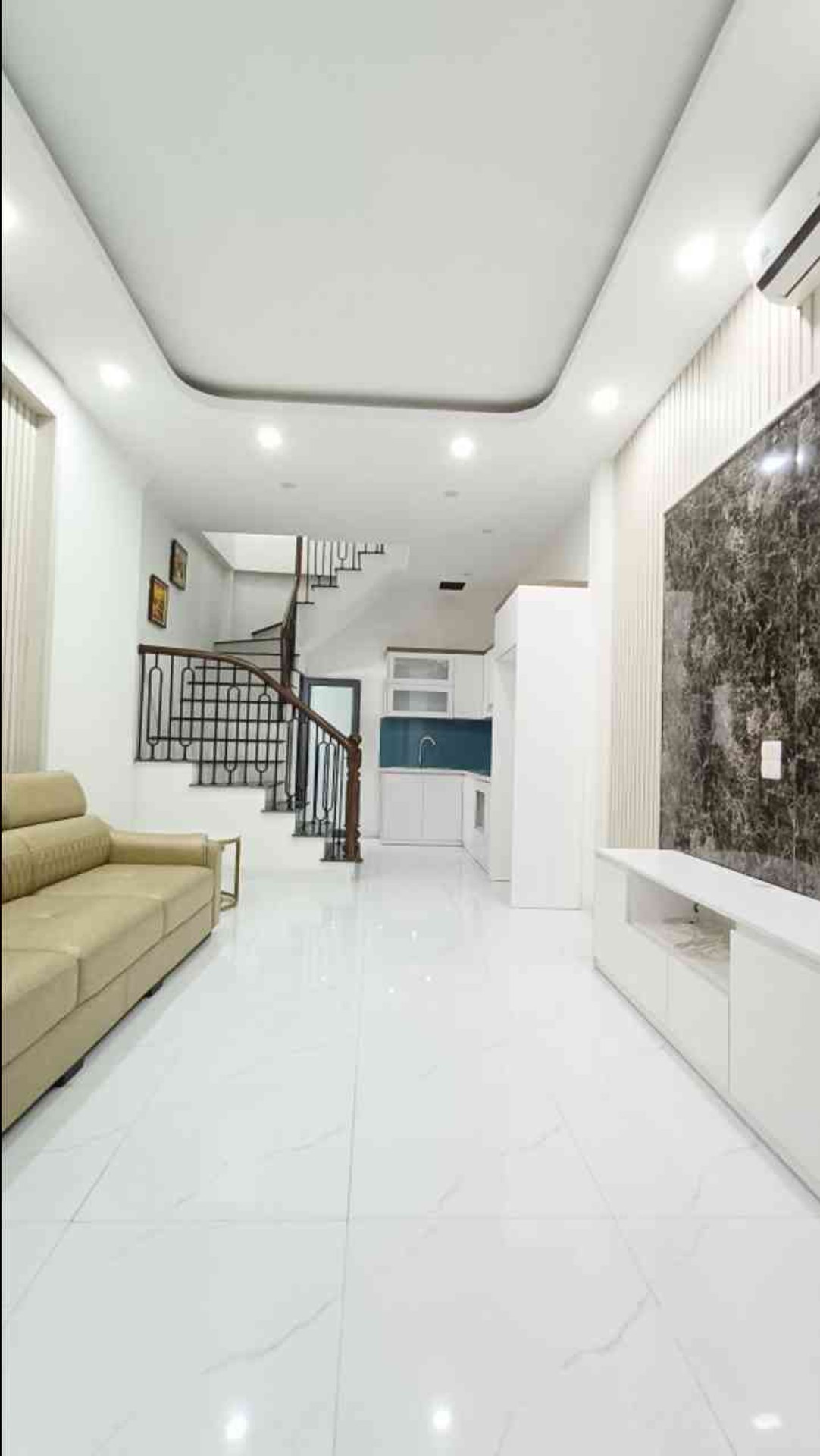 Alternative view of Bán nhà Kẻ Tạnh - 6,8 tỷ | 30m2 | 5 tầng - Cách 10m, Ngõ ôtô tránh