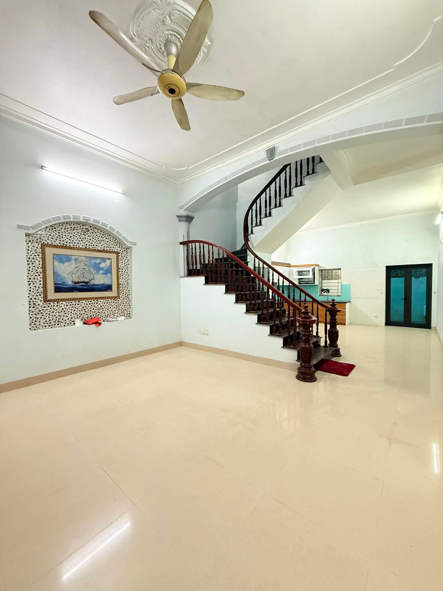 Bán nhà Đàm Quang Trung - 77m2 | 3 tầng | 5,8m x 14m | Giá 13 tỷ - Q. Long Biên - Liên hệ 0982.497.846 - Ngõ thông, ôtô nhỏ qua nhà - Ảnh 3