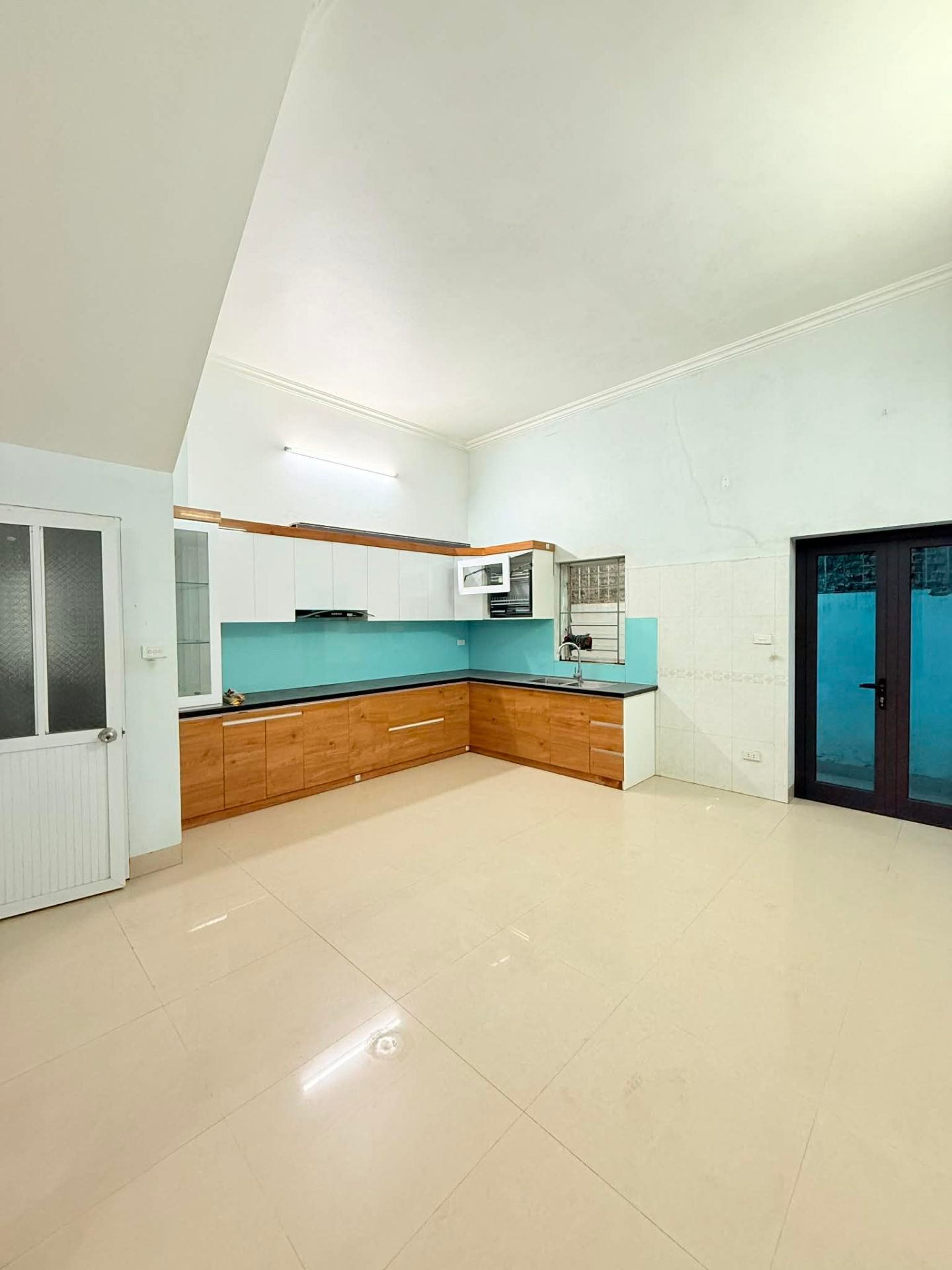 Bán nhà Đàm Quang Trung - 77m2 | 3 tầng | 5,8m x 14m | Giá 13 tỷ - Q. Long Biên - Liên hệ 0982.497.846 - Ngõ thông, ôtô nhỏ qua nhà - Ảnh 10