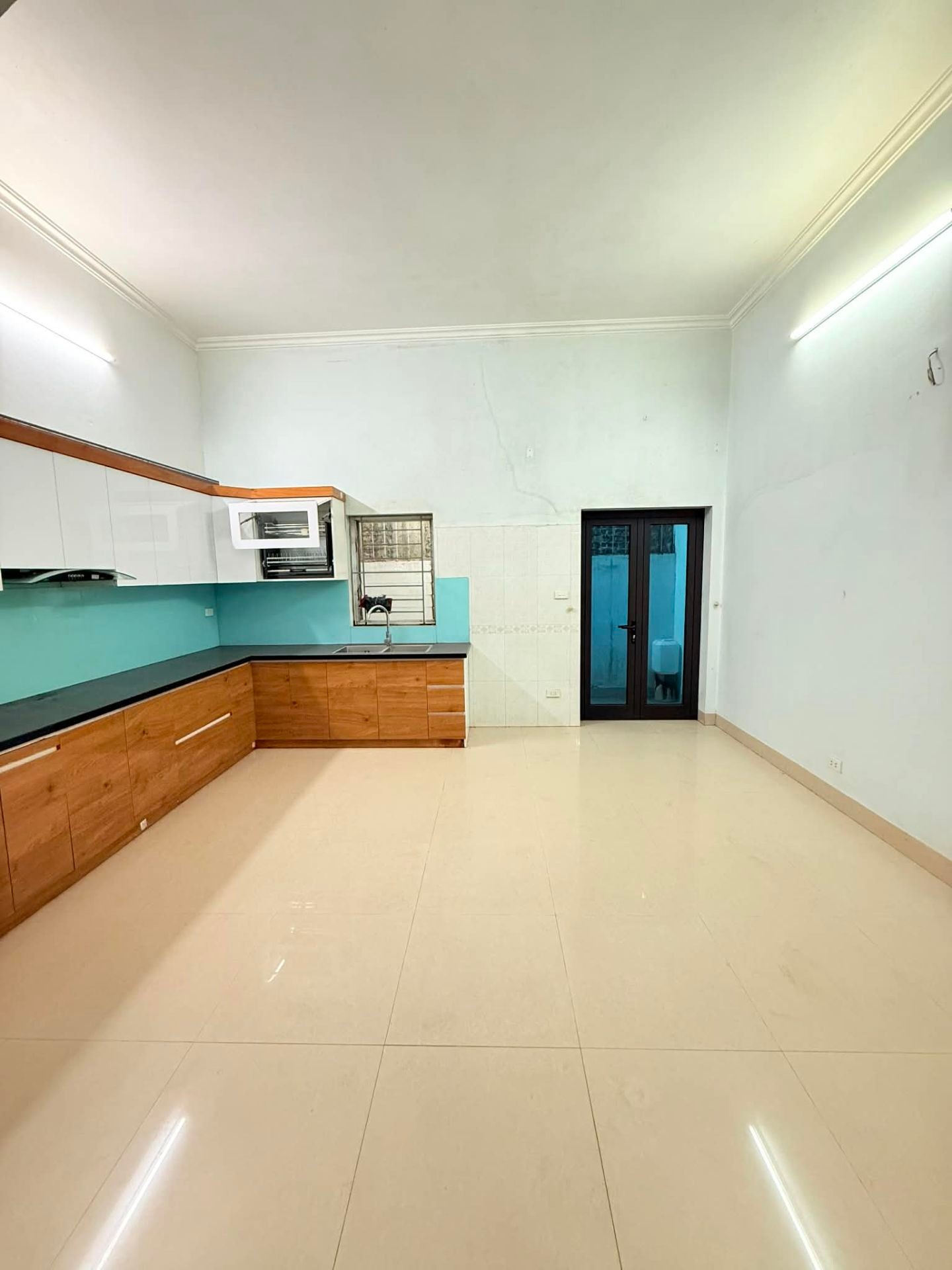 Bán nhà Đàm Quang Trung - 77m2 | 3 tầng | 5,8m x 14m | Giá 13 tỷ - Q. Long Biên - Liên hệ 0982.497.846 - Ngõ thông, ôtô nhỏ qua nhà - Ảnh 12