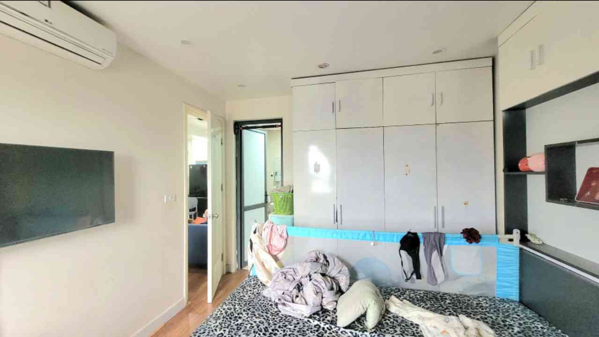 Bán căn hộ - 2PN | 2VS | 68m2 | Giá 3,8 tỷ | Tầng 3 - Chung cư Rice City Sông Hồng - 315 Phố Gia Quất, Q. Long Biên - Ảnh 9