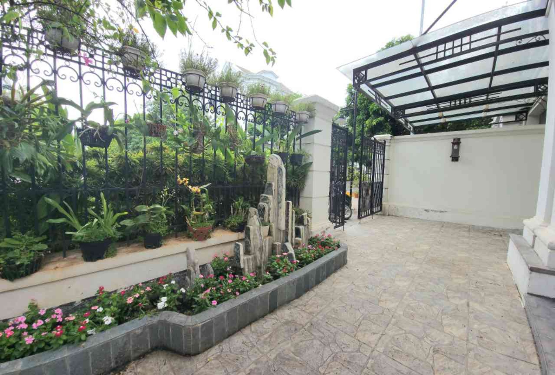 Alternative view of Bán biệt thự Vinhomes Harmony | 180m2 | 4 tầng | 9m x 20m | 72 tỷ - Phân khu Nguyệt Quế - Liên hệ 0982.497.846