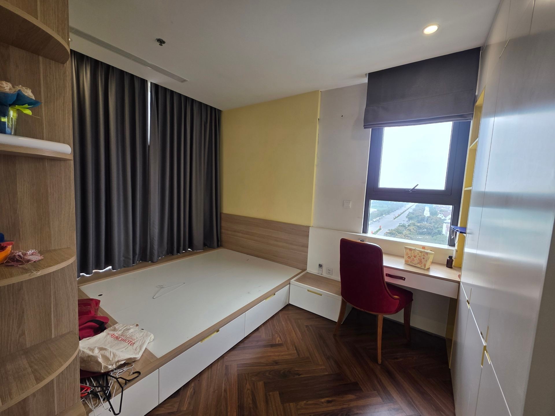 Bán căn hộ - 2PN | 2VS | 84m2 | Giá 11,5 tỷ | Tòa S6B | Tầng 10 - Chung cư Vinhomes Symphony, Long Biên - Ảnh 9