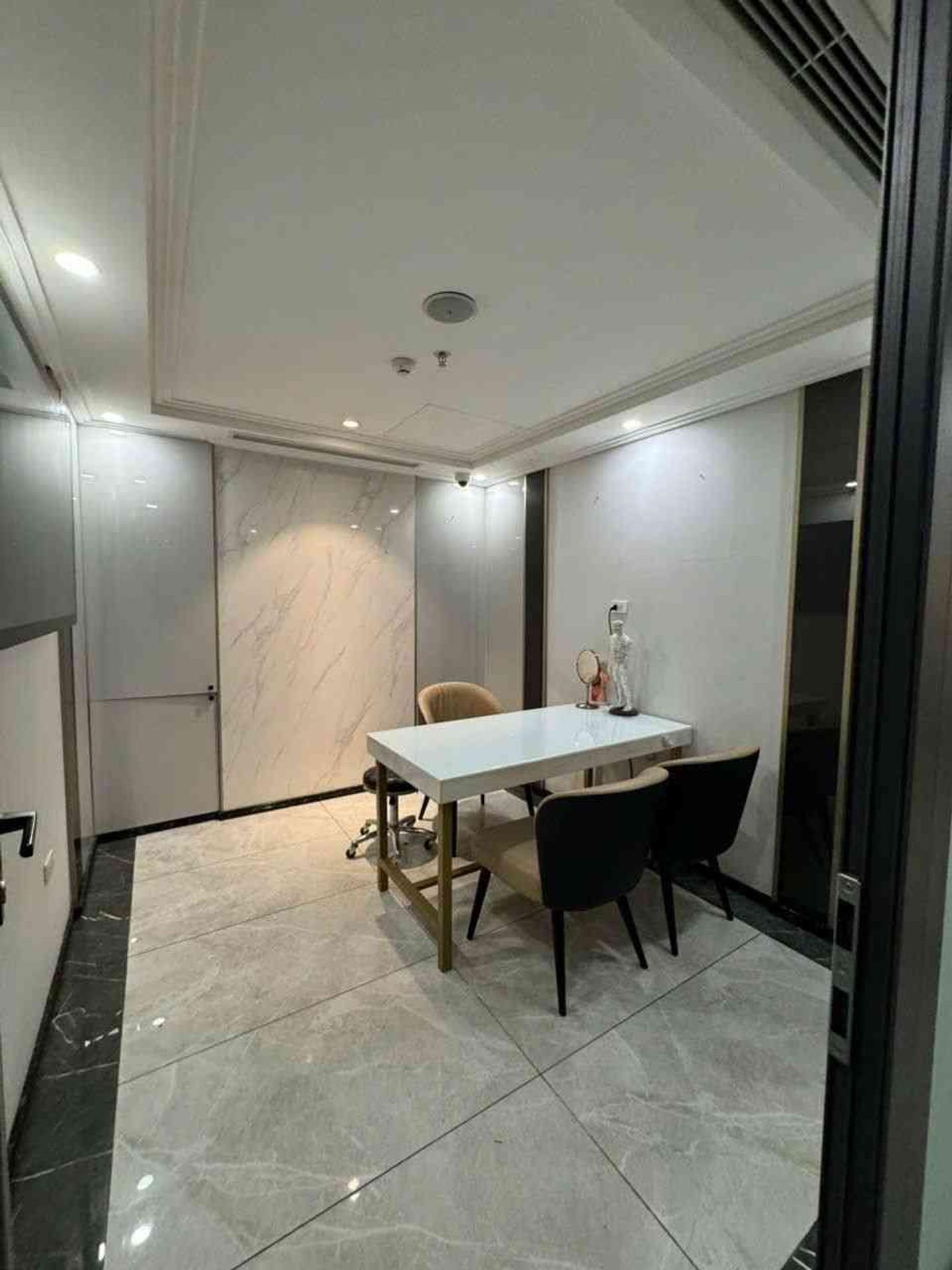 Bán nhà mặt phố Triệu Việt Vương, Q. HBT - 165m2 | 9 tầng | Mặt tiền 7,3m x 24m | Giá 198 tỷ - Ảnh 8