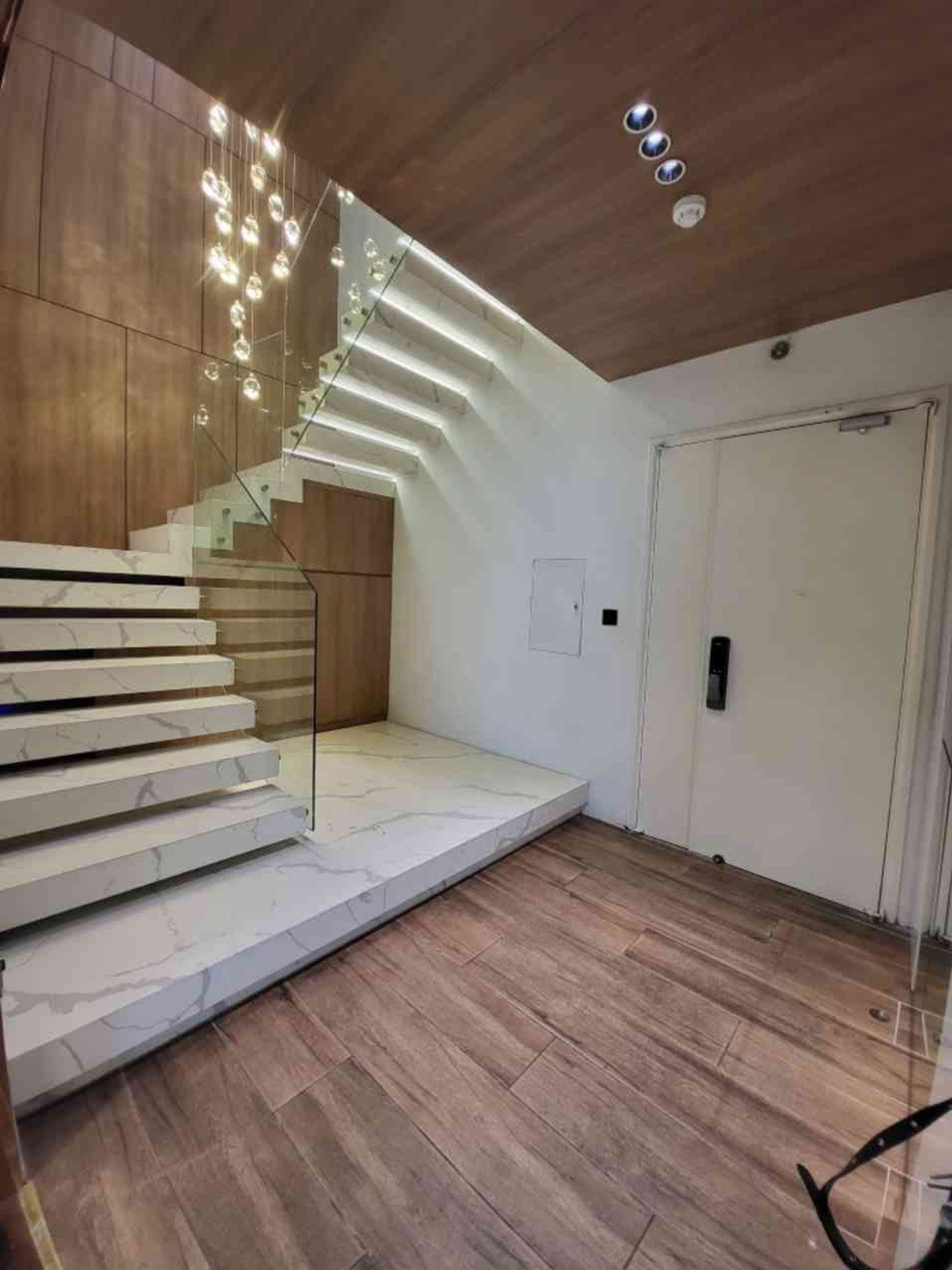Bán căn hộ Penthouse Mipec Riverside - 228m2 | 4PN | 3WC | Giá 36,8 tỷ - Q. Long Biên - Liên hệ 0982.497.846 - Full nội thất sang trọng, Ngắm trọn Sông Hồng, Cho thuê Homestay, Dòng tiền 100 triệu/tháng - Ảnh 5