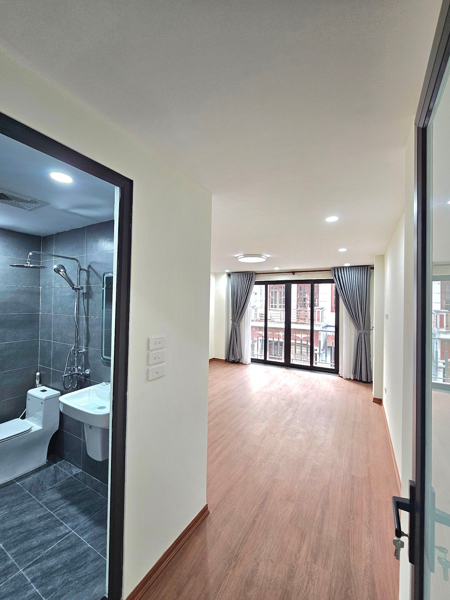 Bán nhà Nguyễn Văn Linh 68m2 | 4 tầng | 4m x 15m | 10,2 tỷ - Long Biên - Ảnh 17