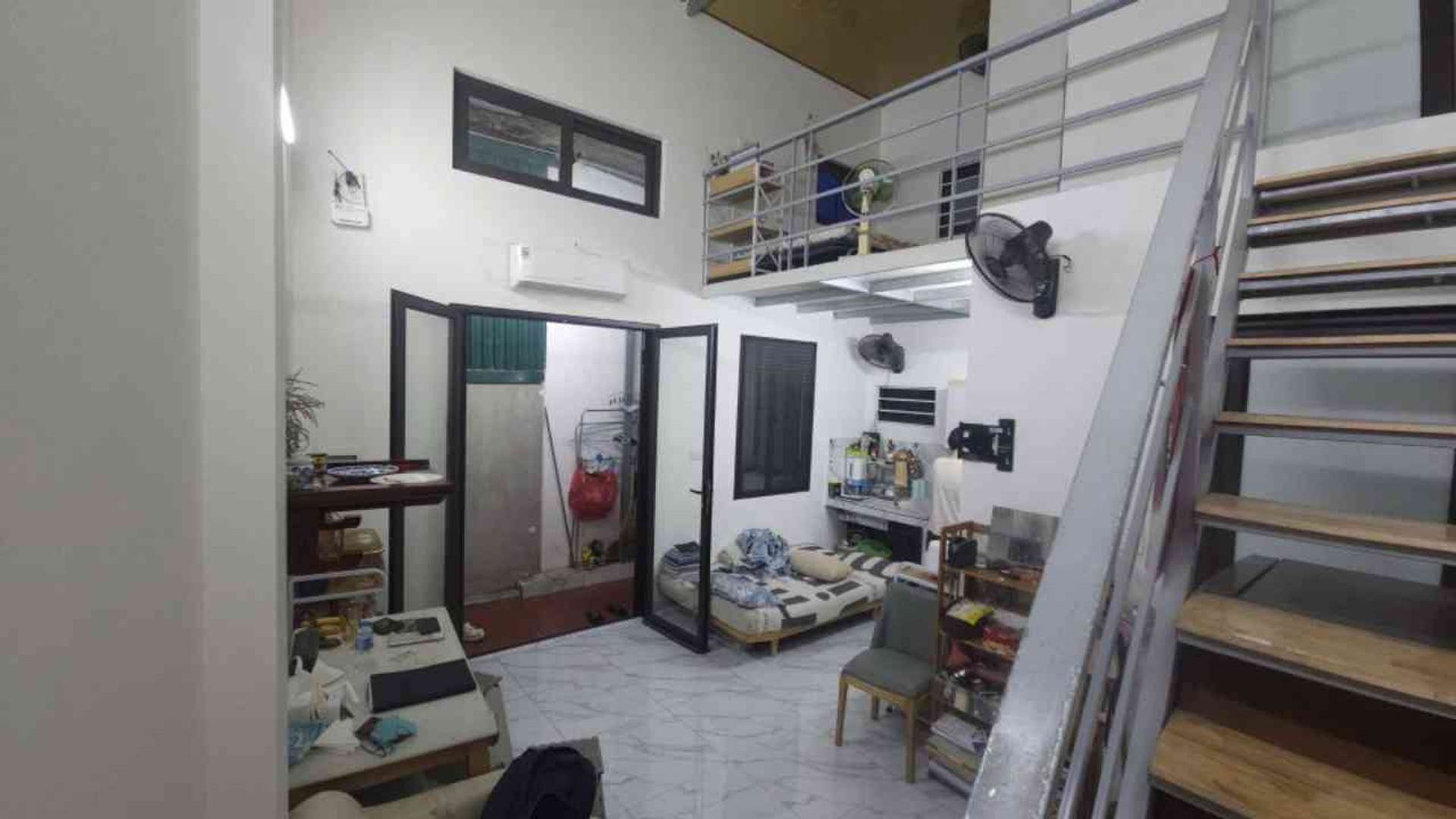 Bán nhà Long Biên – 3,3 tỷ | Diện tích 31m2 | 1,5 tầng | Mặt tiền 6m x 5m | Phố Ô Cách – 【Nhà đẹp, Giá tốt, 2 phòng ngủ, Đủ công năng, Tài chính thấp】 Bán nhà Long Biên – 3,3 tỷ | Diện tích 31m2 | 1,5 tầng | Mặt tiền 6m x 5m | Phố Ô Cách – 【Nhà đẹp, Giá tốt, 2 phòng ngủ, Đủ công năng, Tài chính thấp】