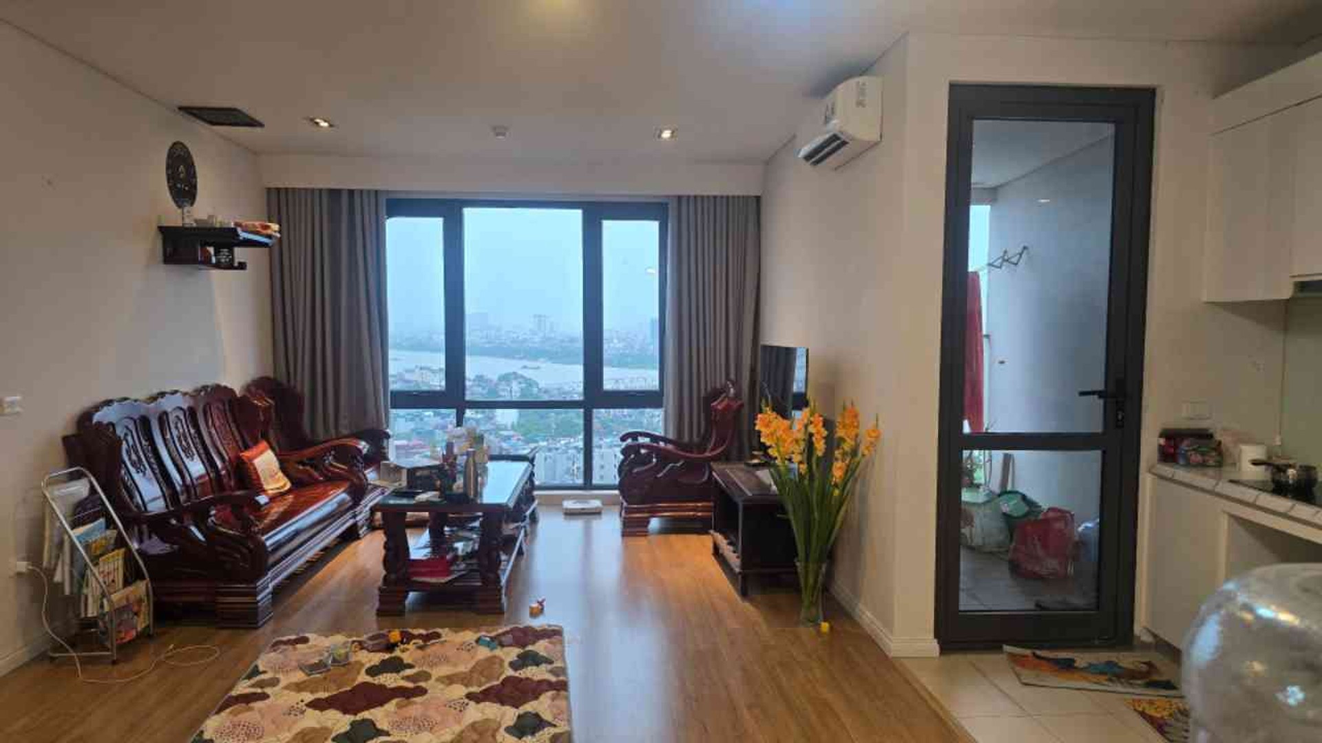 Bán căn hộ Mipec Riverside – 3PN | 113,4m2 | Giá 13,5 tỷ – Mua bán chung cư Q. Long Biên, Sổ đỏ chính chủ – Liên hệ 0982.497.846 Bán căn hộ Mipec Riverside – 3PN | 113,4m2 | Giá 13,5 tỷ – Mua bán chung cư Q. Long Biên, Sổ đỏ chính chủ – Liên hệ 0982.497.846