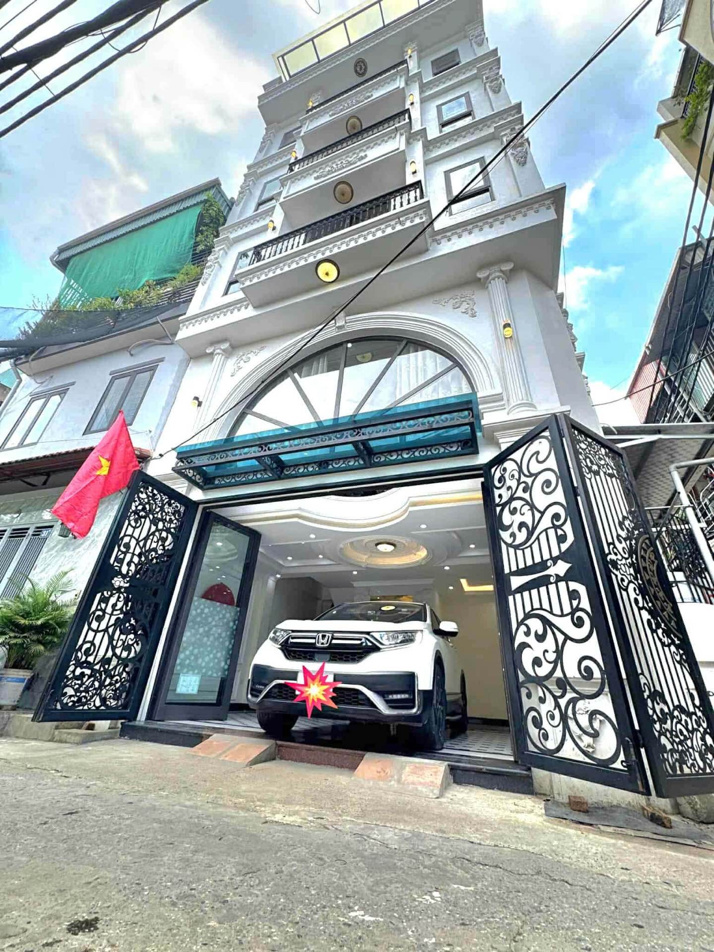 Bán nhà Nguyễn Văn Linh 11,5 tỷ | 40m2 | 6 tầng | 6,3m Mặt tiền
