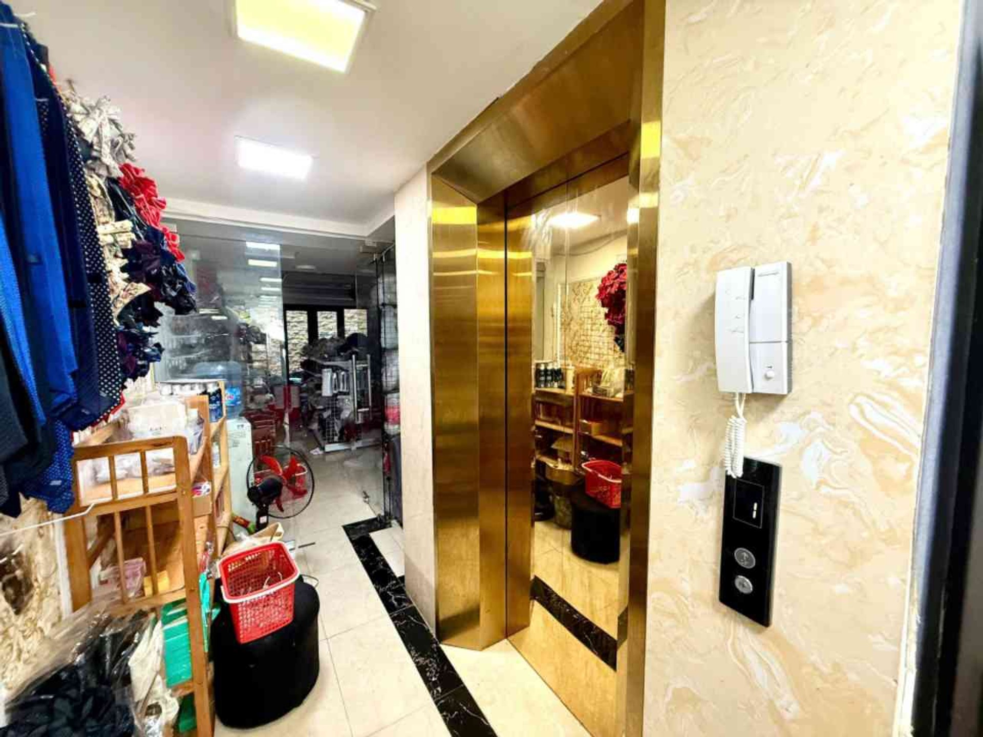 Bán nhà mặt phố Trương Định - 81m2 | 7 tầng | 3,8m x 21m | Giá 52 tỷ - Q. Hoàng Mai - Liên hệ 0982.497.846 - Mặt phố siêu đẹp, Đường 2 chiều, Kinh doanh vô cùng sầm uất, Thang máy chạy vù vù - Ảnh 15
