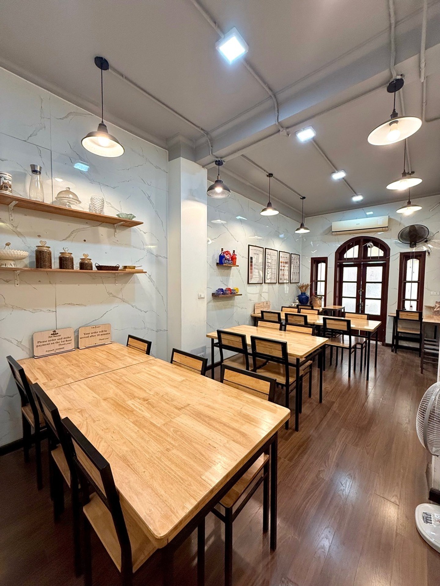 Bán nhà mặt phố Hàng Nón - 100m2 | 5 tầng | 3,3m x 31m | Giá 76 tỷ - Q. Hoàn Kiếm - Liên hệ 0982.497.846 - Trung tâm Phố Cổ, Kinh doanh hái ra tiền, Cách Hồ Gươm chỉ vài phút đi bộ, Đông khách du lịch nước ngoài - Ảnh 17