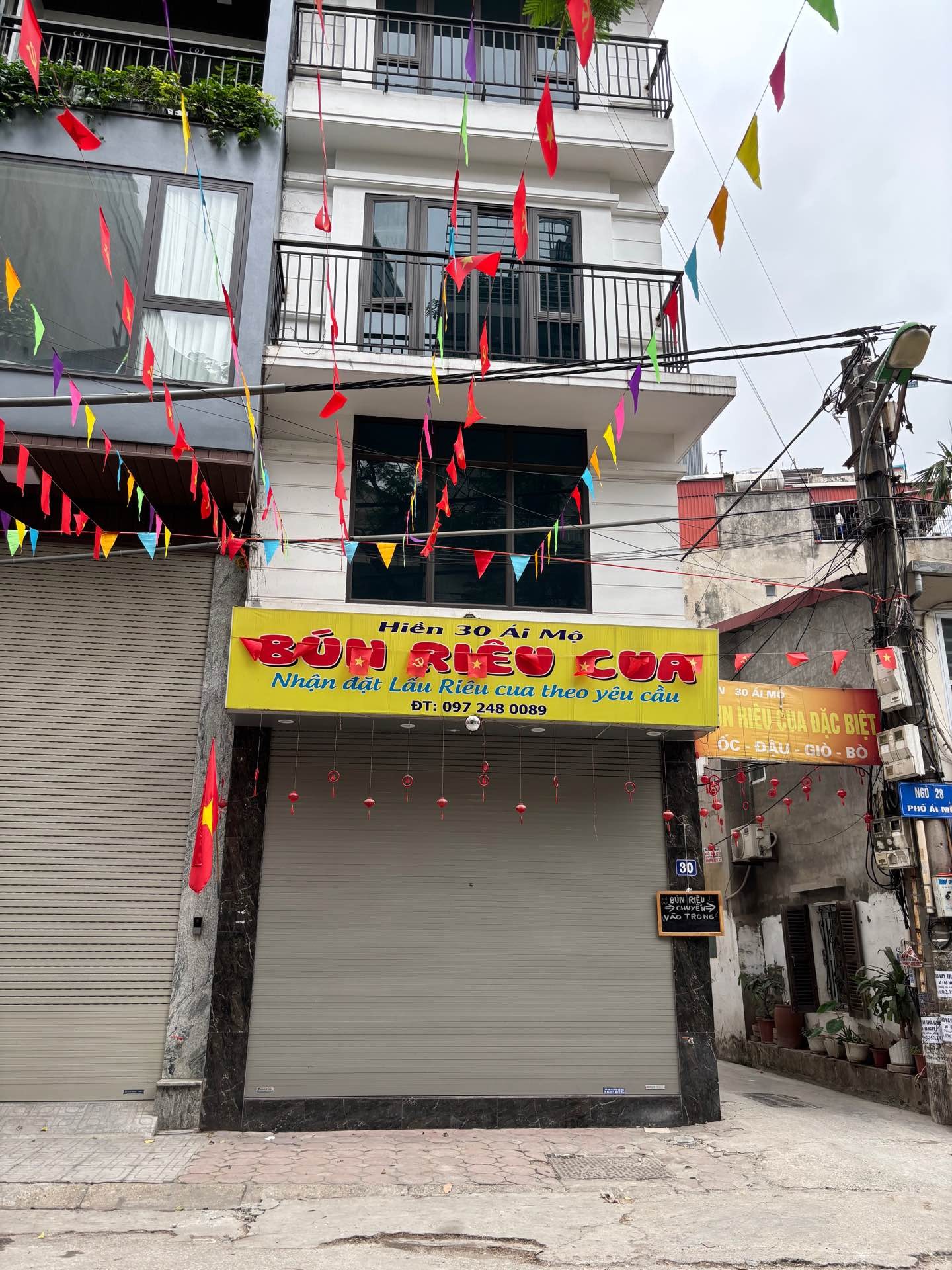 Bán nhà mặt phố Ái Mộ, Long Biên 36,8 tỷ – 65m2 – 4,4m x 13m – 5 tầng