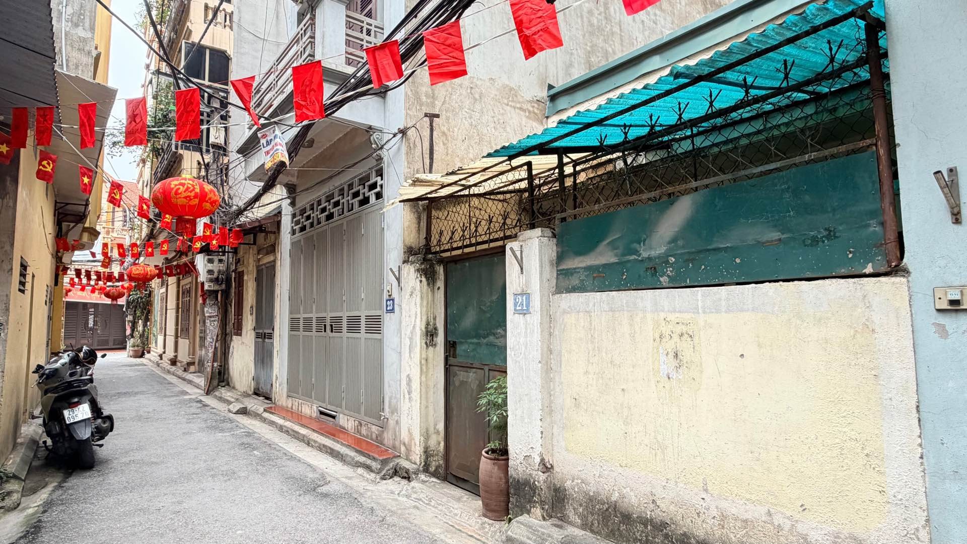 Bán đất Ô Cách, Q. Long Biên – 48m2 | Mặt tiền 4m x 12m | Giá 12,2 tỷ Bán đất Ô Cách, Q. Long Biên – 48m2 | Mặt tiền 4m x 12m | Giá 12,2 tỷ