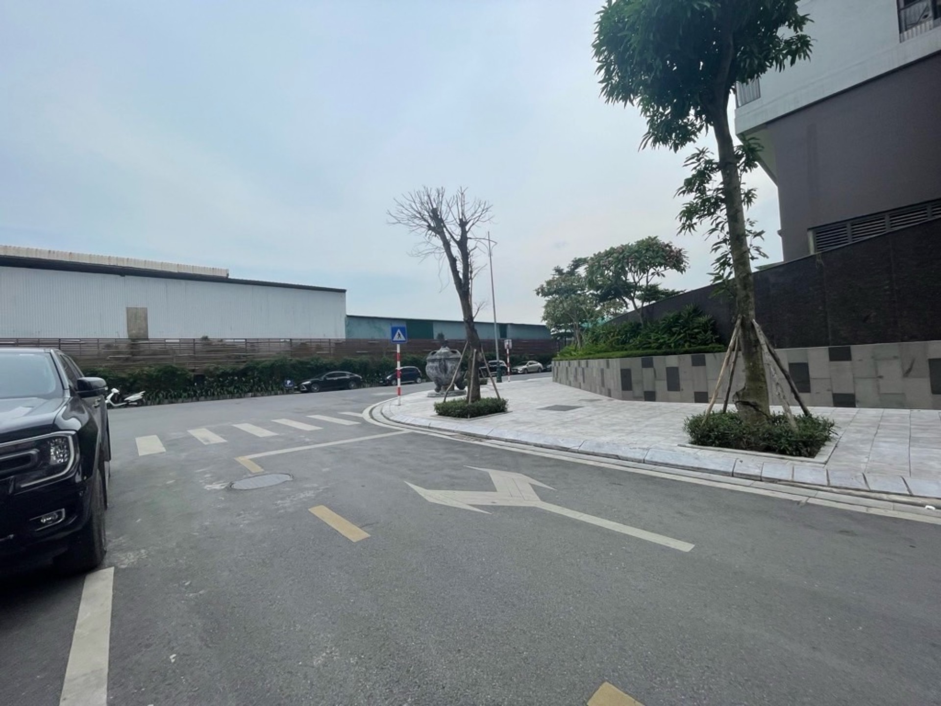Bán Shophouse, Liền kề Bình Minh Garden - 79m2 | 4 tầng | Mặt tiền 4,5m x 17,5m | Giá 25 tỷ - 93 Đức Giang, Long Biên - Thang máy, Kinh doanh đỉnh, View chung cư, Sổ đỏ lâu dài - Ảnh 18
