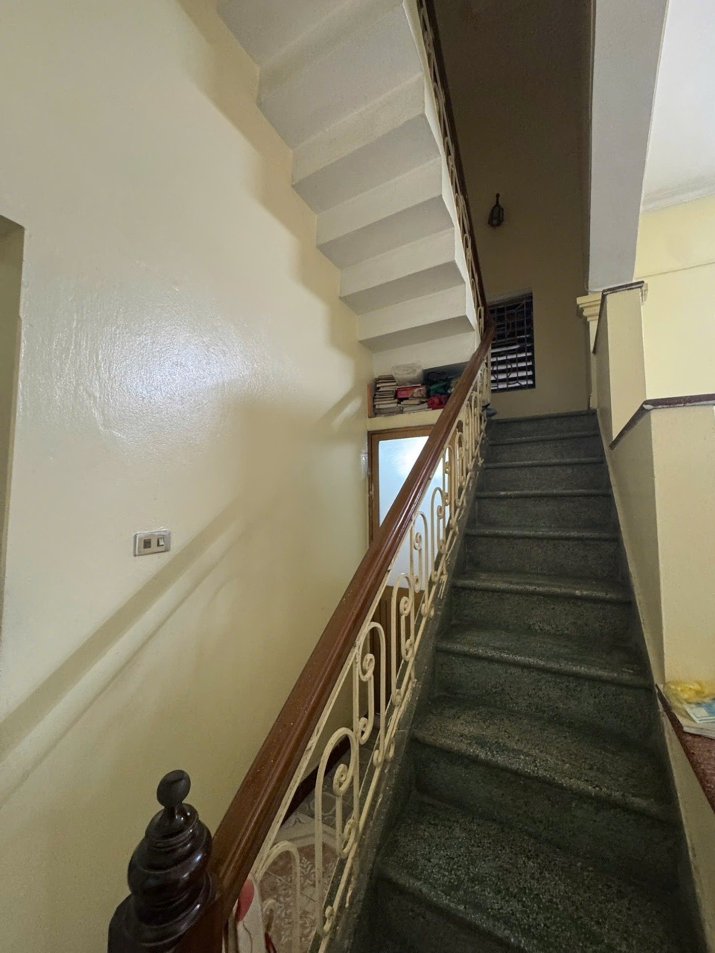 Bán nhà Kim Quan - 132m2 | 3 tầng | 8m x 16,3m | Giá 20 tỷ - Q. Long Biên - Liên hệ 0982.497.846 - Nhà có khuôn viên, Nhiều cây xanh, Bể cá coi không khí mát mẻ, Chủ xác định bán đất, Có thể mua 1 mảnh, Khách thiện chí cọc, Chủ tự tách sổ - Ảnh 5