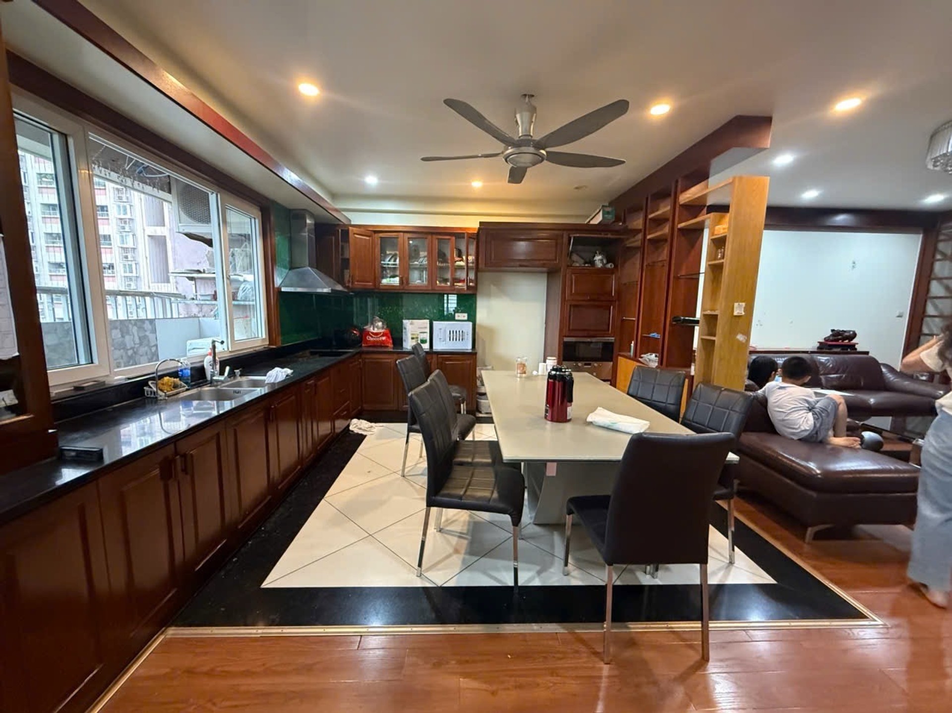 Bán chung cư CT17 Việt Hưng – 3PN | 2VS | 152,6m2 | Giá 9,8 tỷ | Tầng 9 – KĐT Việt Hưng – Đường Nguyễn Cao Luyện - Ảnh 2