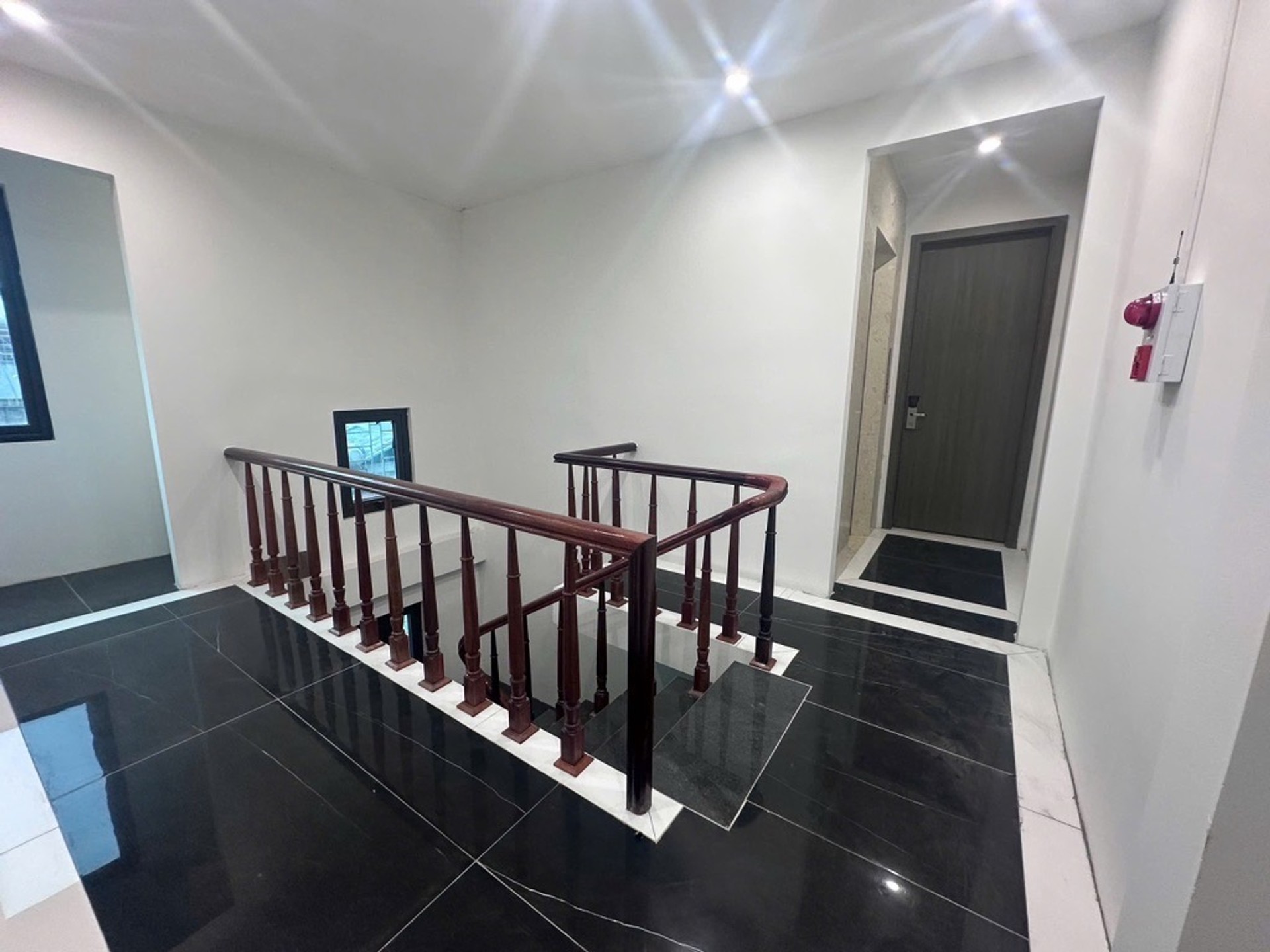 Bán nhà mặt phố Bát Khối - 91m2 | 6 tầng | 6,1m x 16m | Giá 27,5 tỷ - Q. Long Biên - Liên hệ 0982.497.846 - View sông Hồng, Ôtô đỗ cửa, Thang máy, Kinh doanh dòng tiền 100 triệu/tháng - Ảnh 18