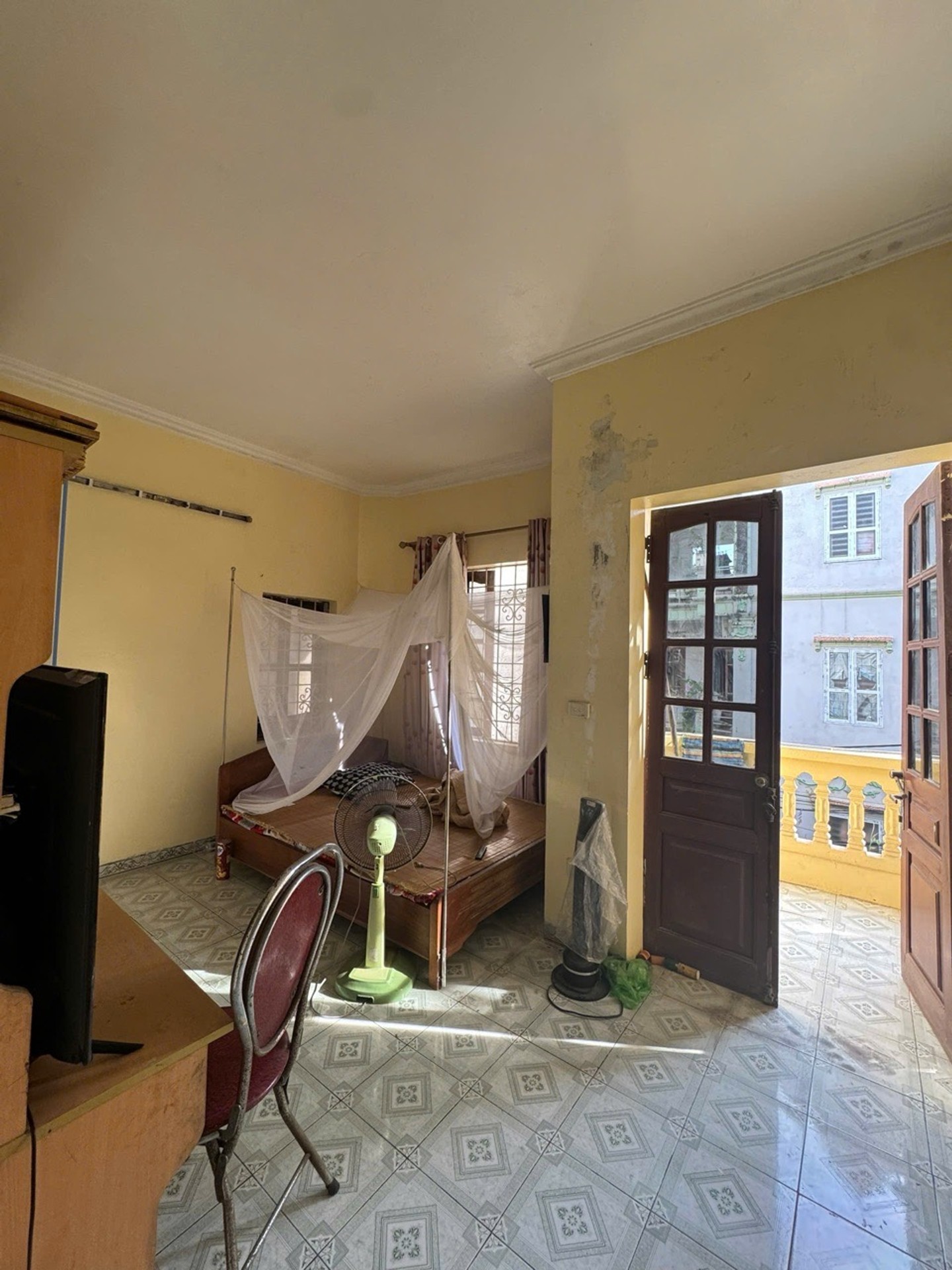 Bán nhà Kim Quan - 132m2 | 3 tầng | 8m x 16,3m | Giá 20 tỷ - Q. Long Biên - Liên hệ 0982.497.846 - Nhà có khuôn viên, Nhiều cây xanh, Bể cá coi không khí mát mẻ, Chủ xác định bán đất, Có thể mua 1 mảnh, Khách thiện chí cọc, Chủ tự tách sổ - Ảnh 6