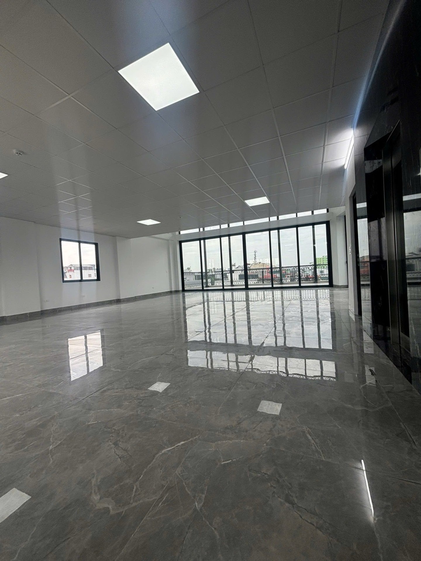 Bán nhà mặt phố Hồng Tiến - 160m2 | 9 tầng + 1 hầm | Mặt tiền 8m x 16m | Giá 68 tỷ - Ảnh 12