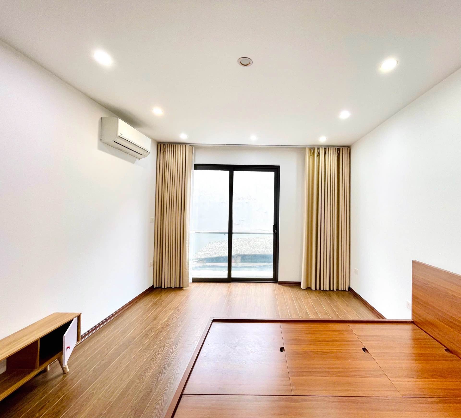 Bán nhà Hoa Lâm 51m2 | 5 tầng | 3,6m2 x 9,5m | 9,9 tỷ - Long Biên - Lô góc, Ngõ gần ôtô, nhà mới, đẹp long lanh - Tặng Full nội thất - Ảnh 13