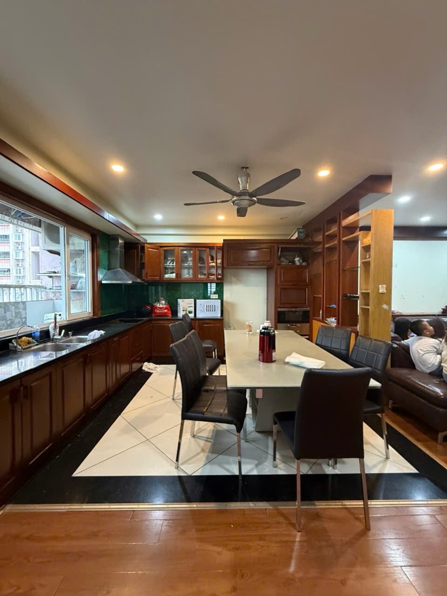 Bán chung cư CT17 Việt Hưng – 3PN | 2VS | 152,6m2 | Giá 9,8 tỷ | Tầng 9 – KĐT Việt Hưng – Đường Nguyễn Cao Luyện - Ảnh 3
