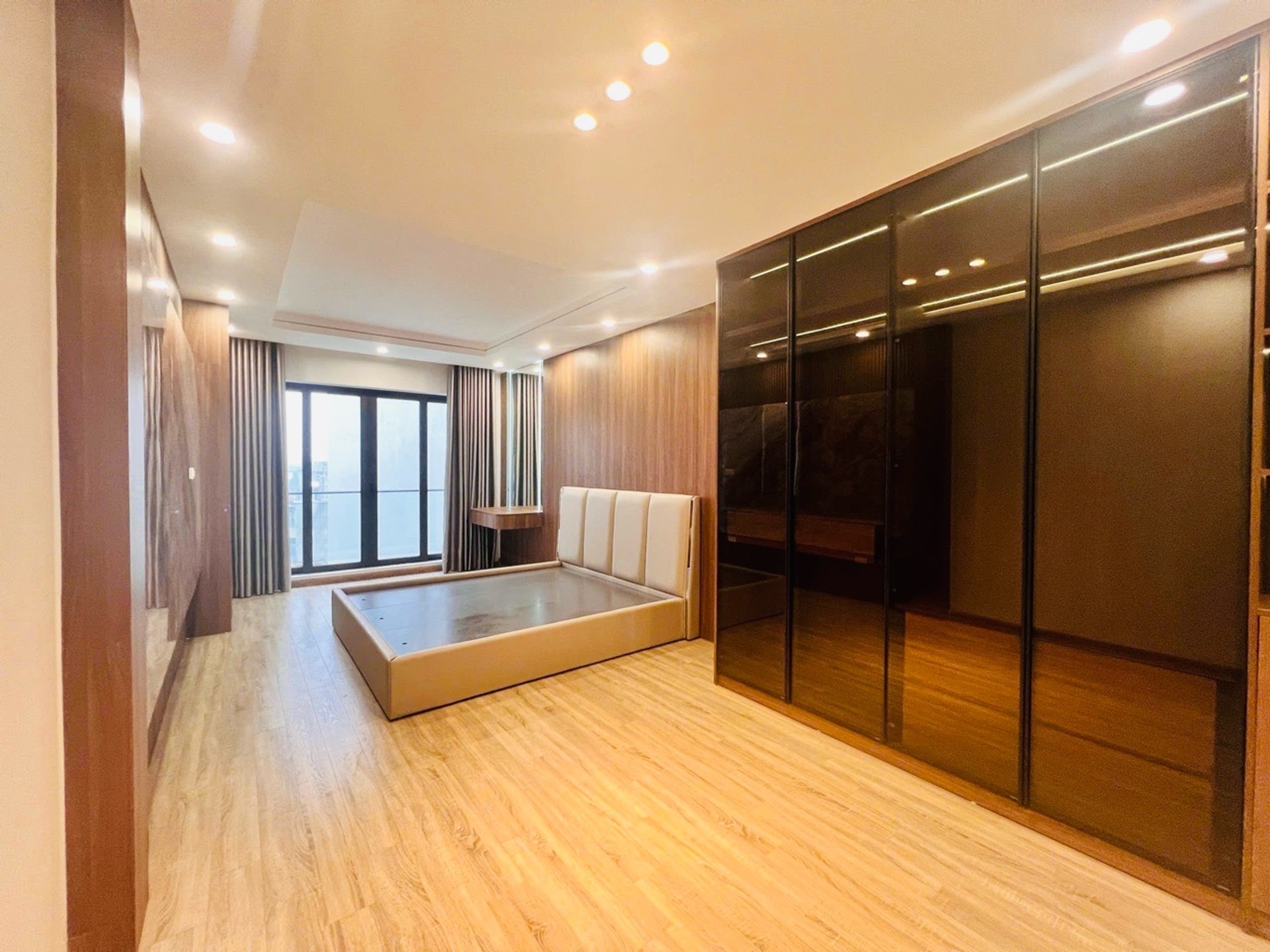 Bán nhà Tư Đình, Q. Long Biên - 50m2 | 7 tầng | Mặt tiền 3,5m x 14,4m | Giá 19 tỷ – 【Nhà đẹp, Thang máy, Xây mới, Full nội thất】 - Ảnh 13