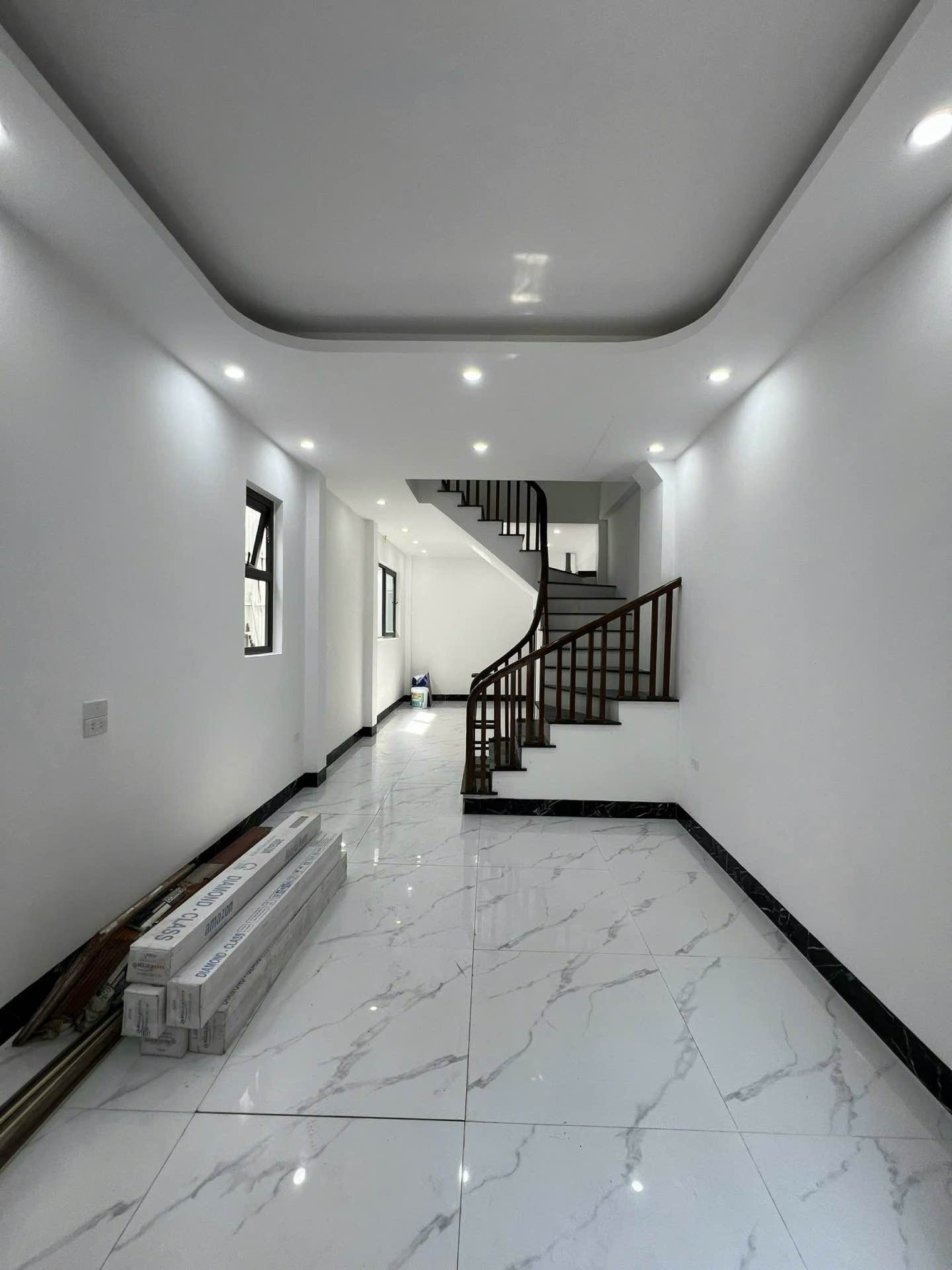 Bán nhà Ô Cách, Q. Long Biên - 39m2 | 5 tầng | Mặt tiền 3,5m x 10m | Giá 8,6 tỷ – 【8 phòng ngủ, Cho thuê dòng tiền ổn định 24 triệu/tháng, Cách đường ôtô tránh 10m, Đầu tư giữ tiền】 - Ảnh 8