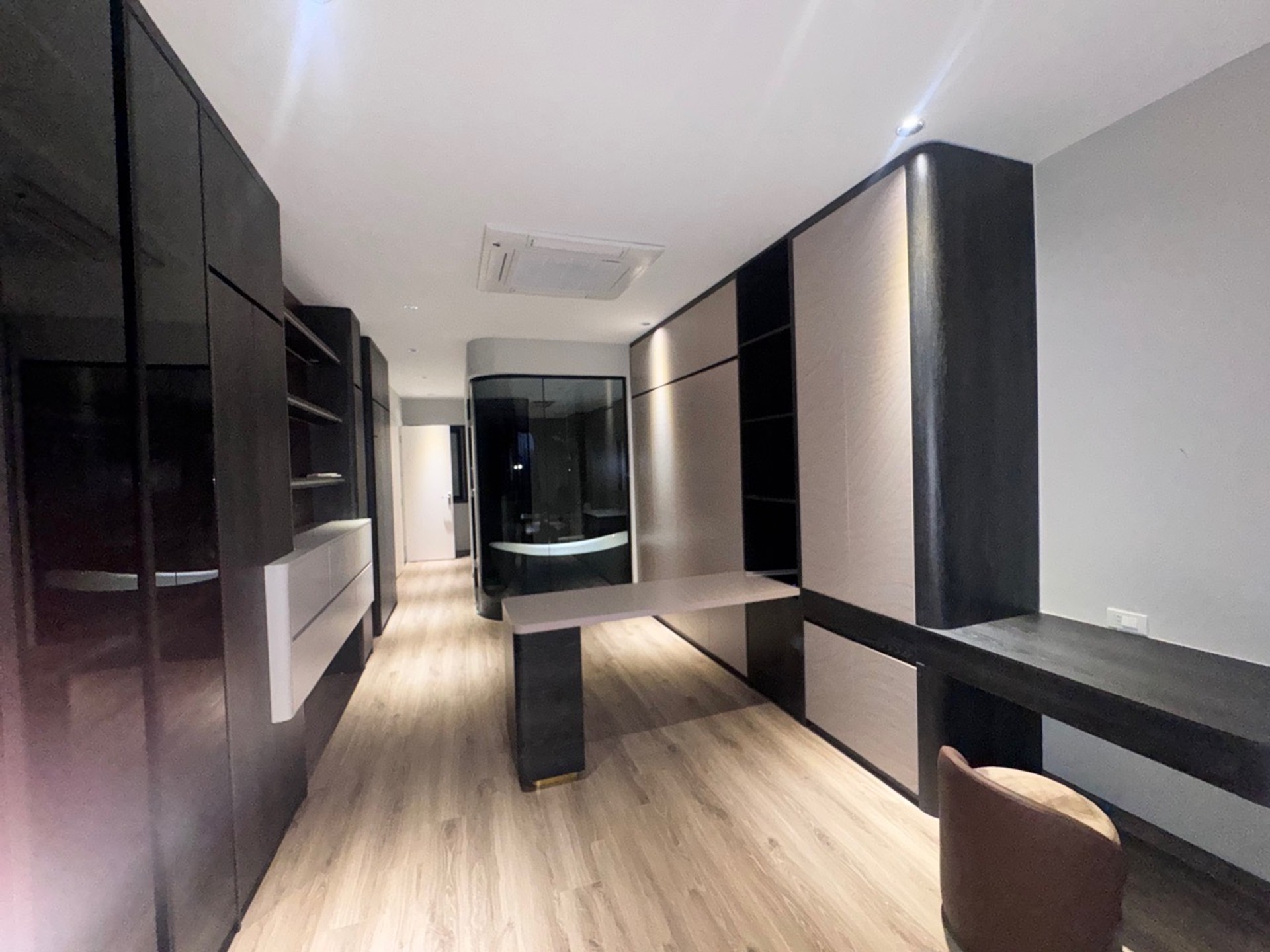 Alternative view of Bán nhà Ngọc Thụy, Q. Long Biên - 73m2 | 7 tầng | Mặt tiền 4m x 16m | Giá bán 25,8 tỷ