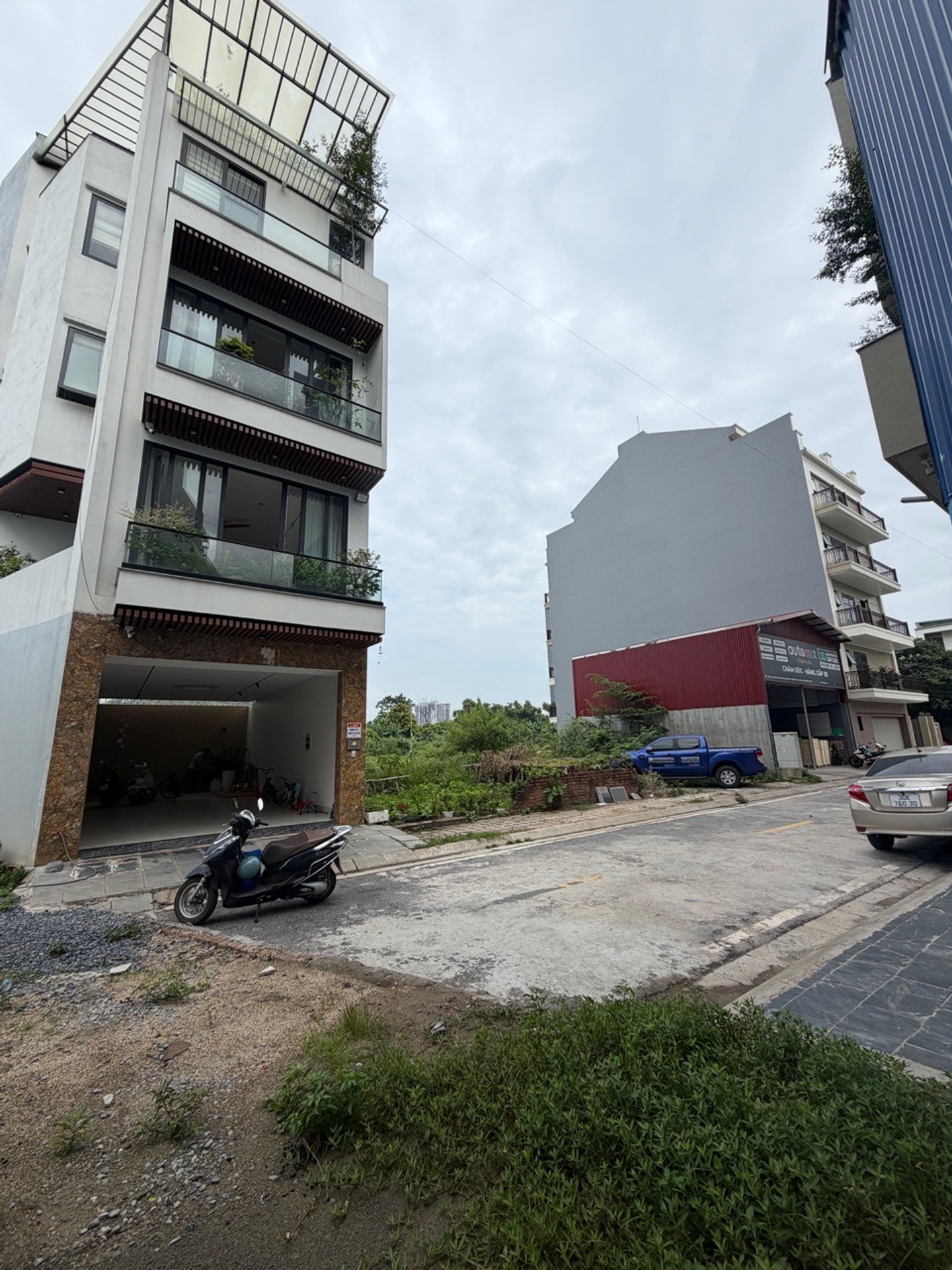 Bán nhà Thanh Am – 77m2 | 5 tầng | 4,9m x 12m | Giá 21 tỷ – Q. Long Biên – Liên hệ 0982.497.846 – Đường rộng, ôtô vào nhà, Thang máy, Gần công viên sinh thái Bán nhà Thanh Am – 77m2 | 5 tầng | 4,9m x 12m | Giá 21 tỷ – Q. Long Biên – Liên hệ 0982.497.846 – Đường rộng, ôtô vào nhà, Thang máy, Gần công viên sinh thái