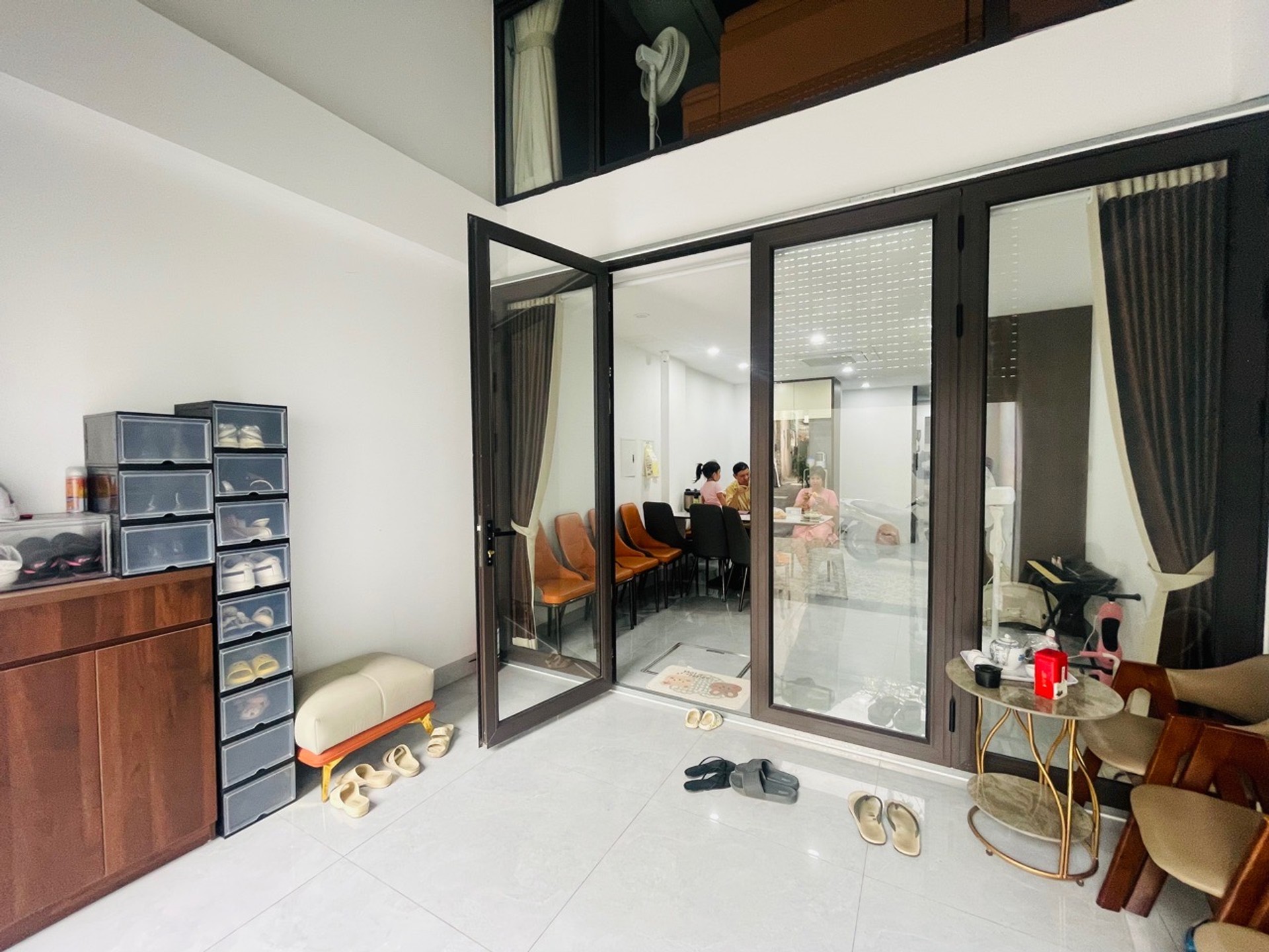 Bán nhà Hoa Lâm - 64m2 | 6 tầng | 3,9m x 16,2m | Giá 18,5 tỷ - Q. Long Biên - Liên hệ 0982.497.846 - Nhà đẹp mới tinh, Thiết kế hiện đại, Vị trí hiếm, Thang máy, Full nội thất, Mặt ngõ ôtô vào tận nhà, Chỉ 10m ra phố - Ảnh 7