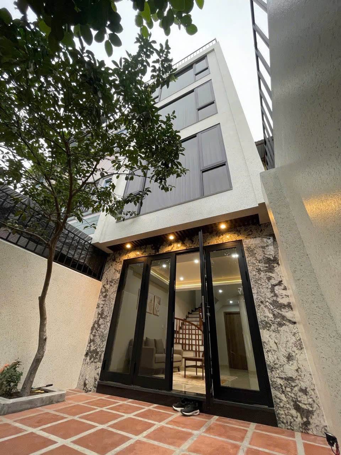 Bán nhà Lệ Mật, Long Biên – 69m2 | 4 tầng | 4,1m x 17m | Giá 11,3 tỷ Bán nhà Lệ Mật, Long Biên – 69m2 | 4 tầng | 4,1m x 17m | Giá 11,3 tỷ