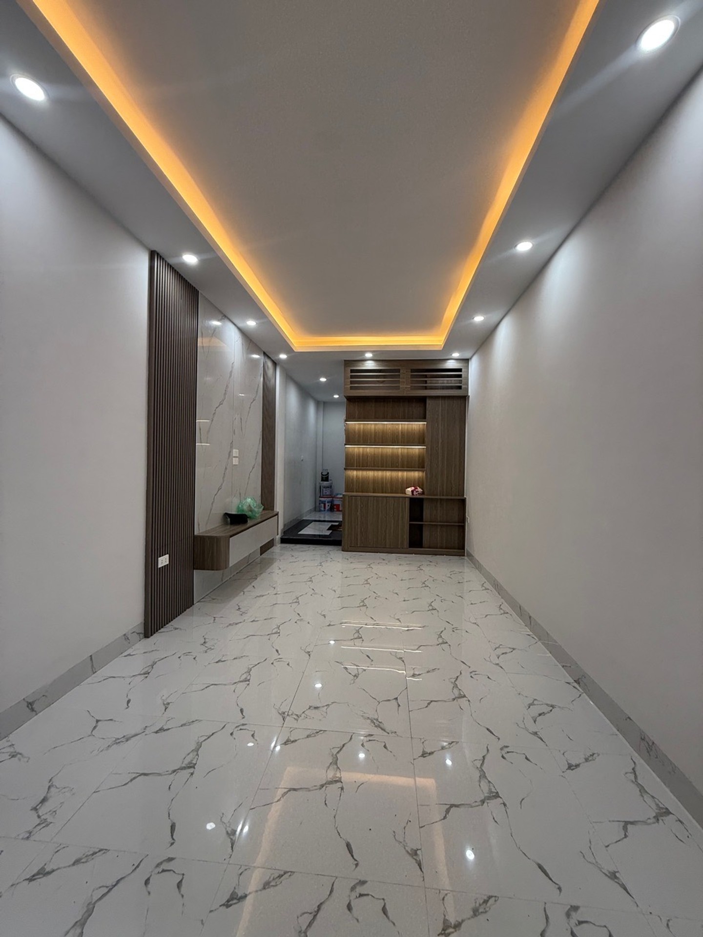Alternative view of BÁN NHÀ MỚI ĐẸP THANG MÁY DƯƠNG VĂN BÉ - CÁCH Ô TÔ TRÁNH 5M, 30M2 x 5 TẦNG, FULL NỘI THẤT, GIÁ 11.5 TỶ