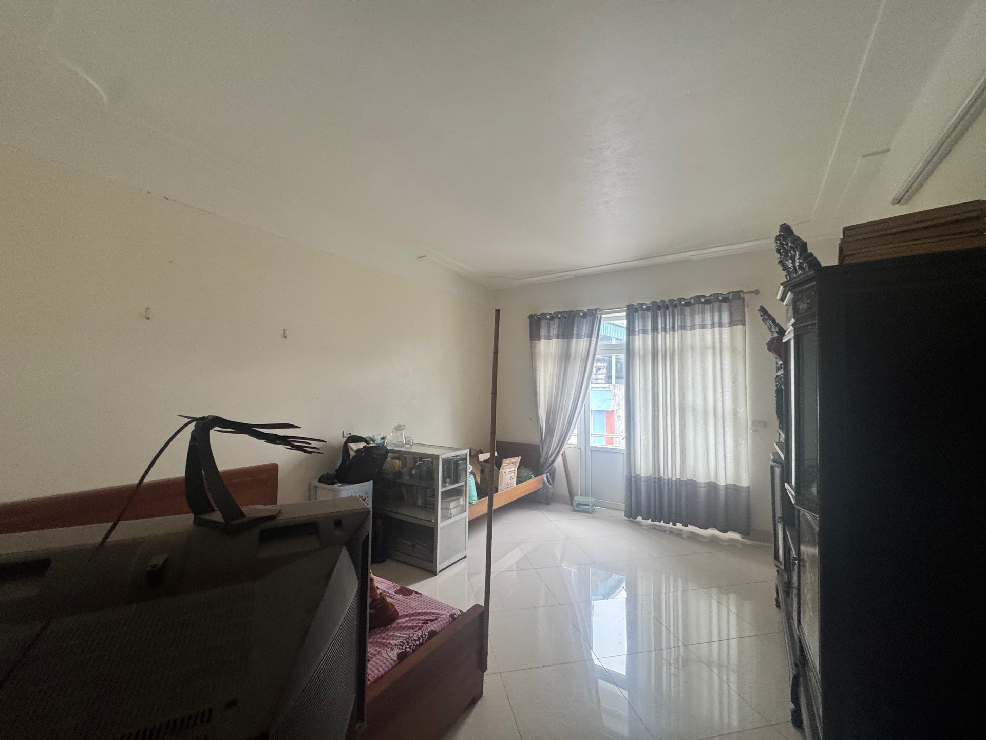 Alternative view of Bán nhà Trường Lâm, Q. Long Biên - 140m2 | 3,5 tầng | Mặt tiền 8,5m x 13m | Giá 21 tỷ – 【Mặt tiền rộng, Đất chia được 2 lô rất đẹp, Phù hợp xây 2 căn nhà riêng】