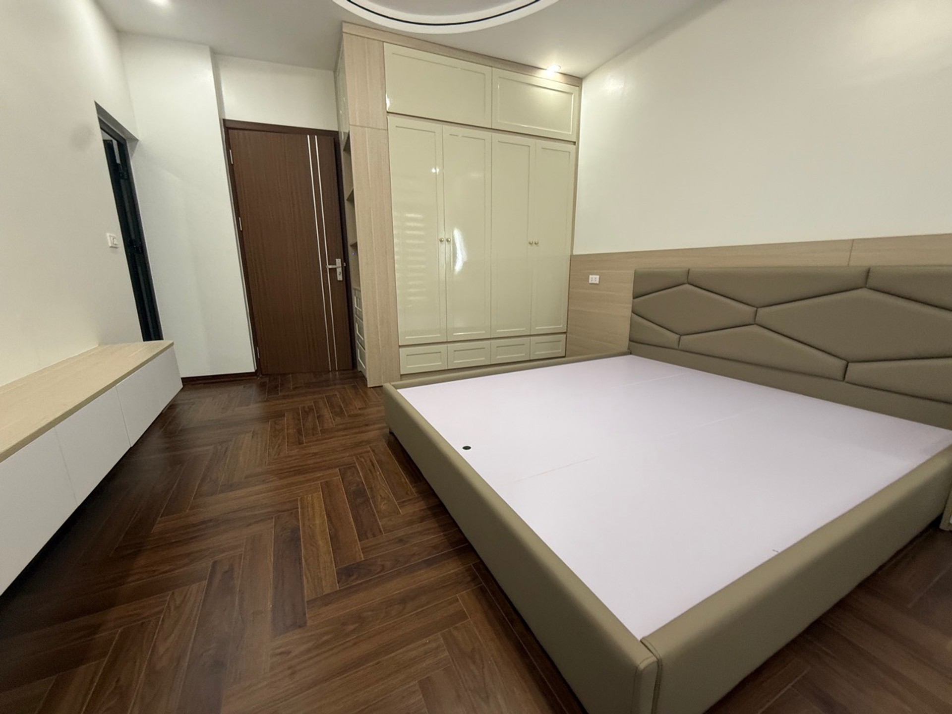 Bán nhà Nguyễn Văn Cừ - 34m2 | 6 tầng | 5,1m x 6,5m | Giá 11,6 tỷ - Q. Long Biên - Liên hệ 0982.497.846 - Ôtô, thang máy, Full nội thất, Sổ vuông đẹp - Ảnh 17