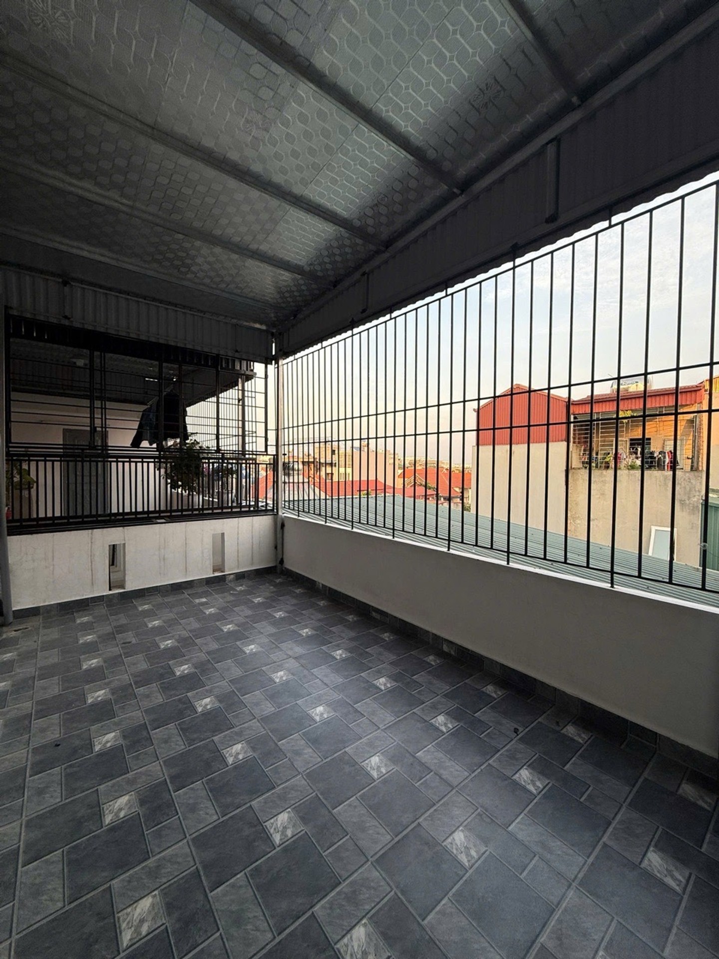 Bán nhà Việt Hưng, Long Biên - 30m2 | 5 tầng | 3,1m x 9,9m | Giá 7,95 tỷ - Full nội thất, 3 phòng ngủ, Ngõ nông, Gần ôtô, Gần phố, Sổ đỏ riêng vuông đẹp - Ảnh 12