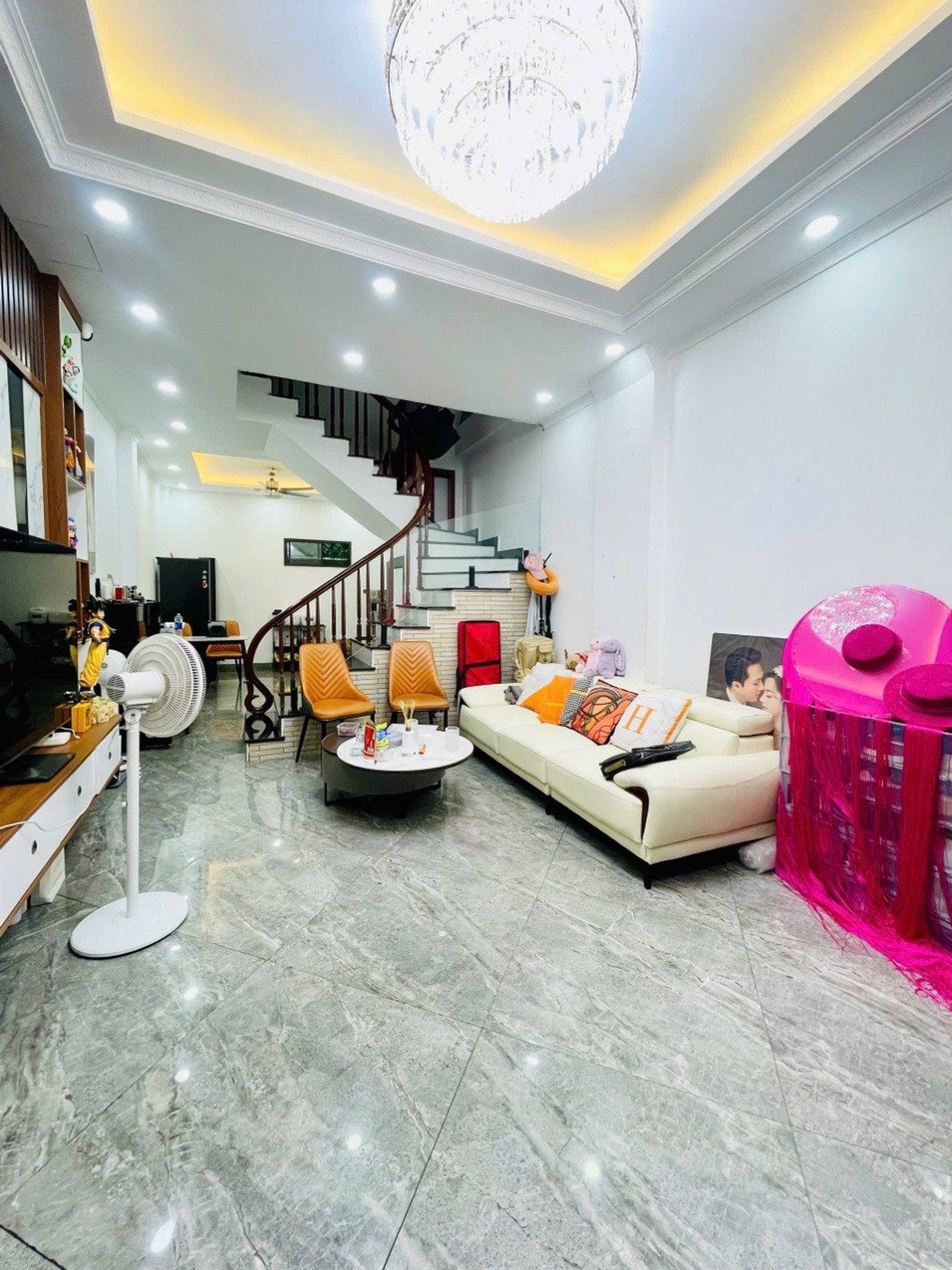 Bán nhà Bát Khối, Long Biên - 44m2 | 5 tầng | Diện tích 4m x 11m | Giá 12,68 tỷ - Full nội thất, VF3 đỗ cửa - Ảnh 7