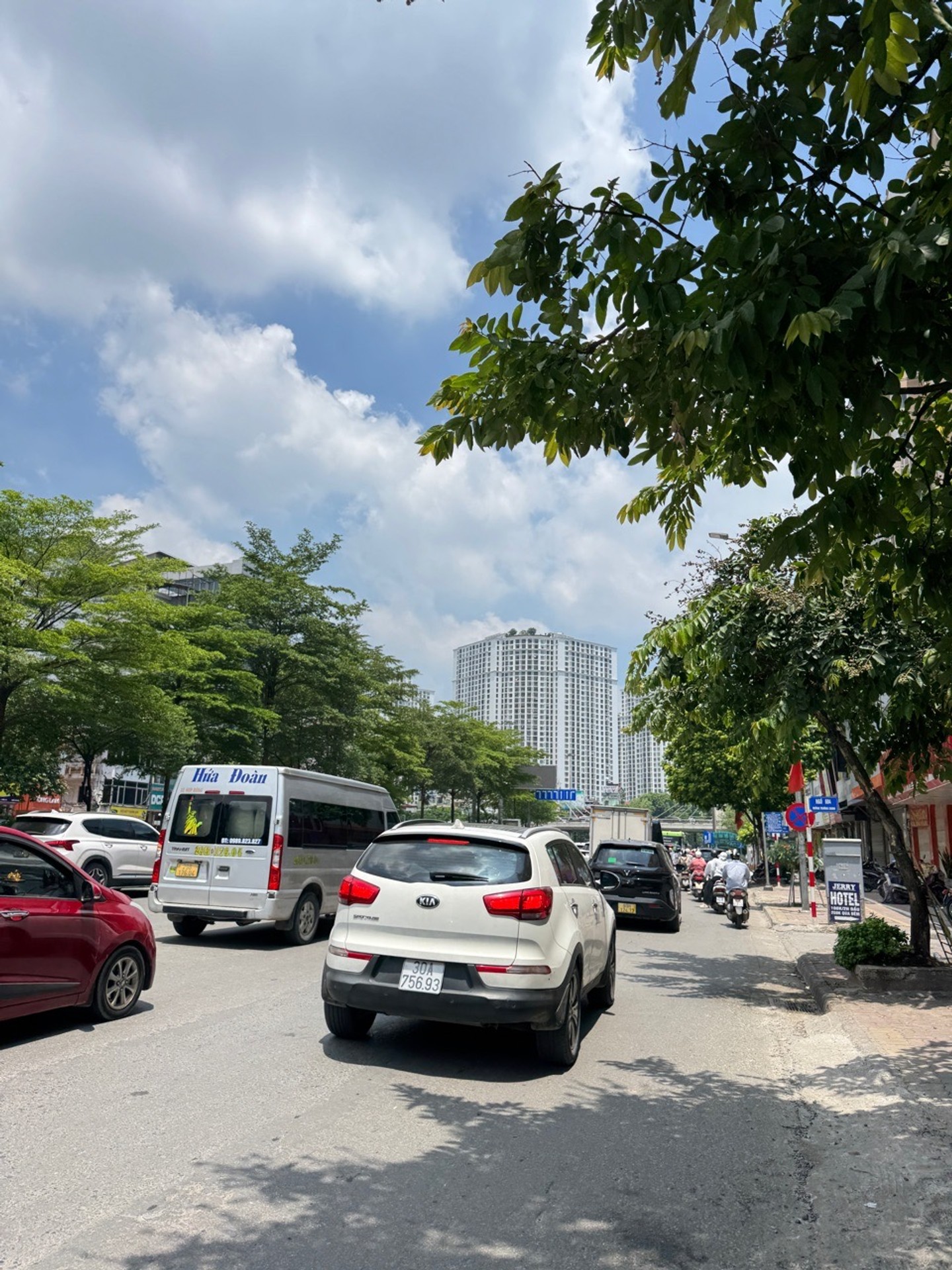 Ảnh 4 nhà Trường Chinh, Kim Liên