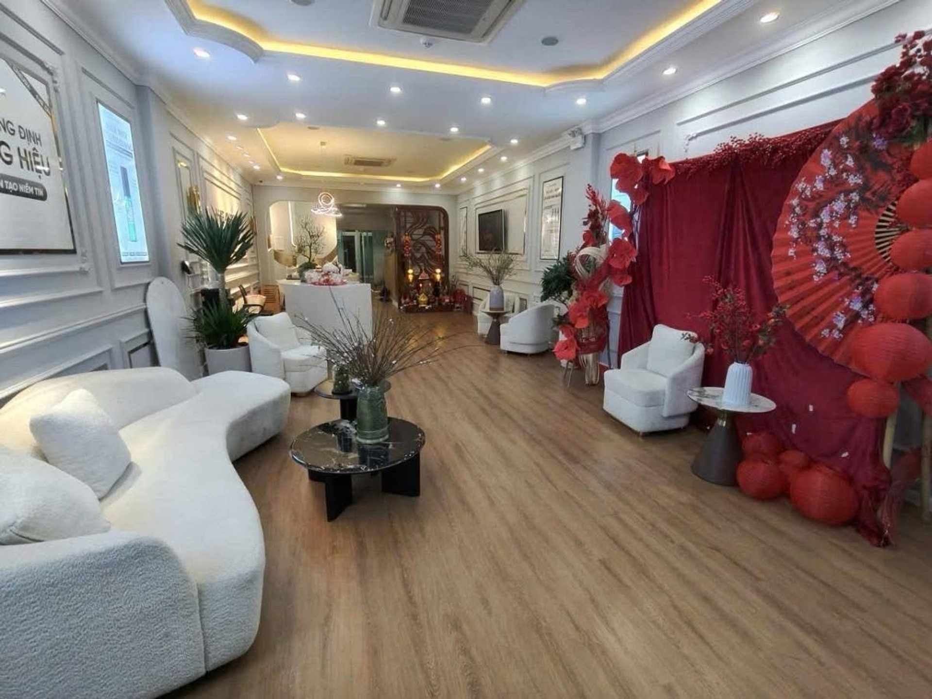 Bán nhà mặt phố Vũ Phạm Hàm, Cầu Giấy - 143m2 | 7 tầng | Mặt tiền 5,3m x 27m | Giá 100 tỷ - Ảnh 3