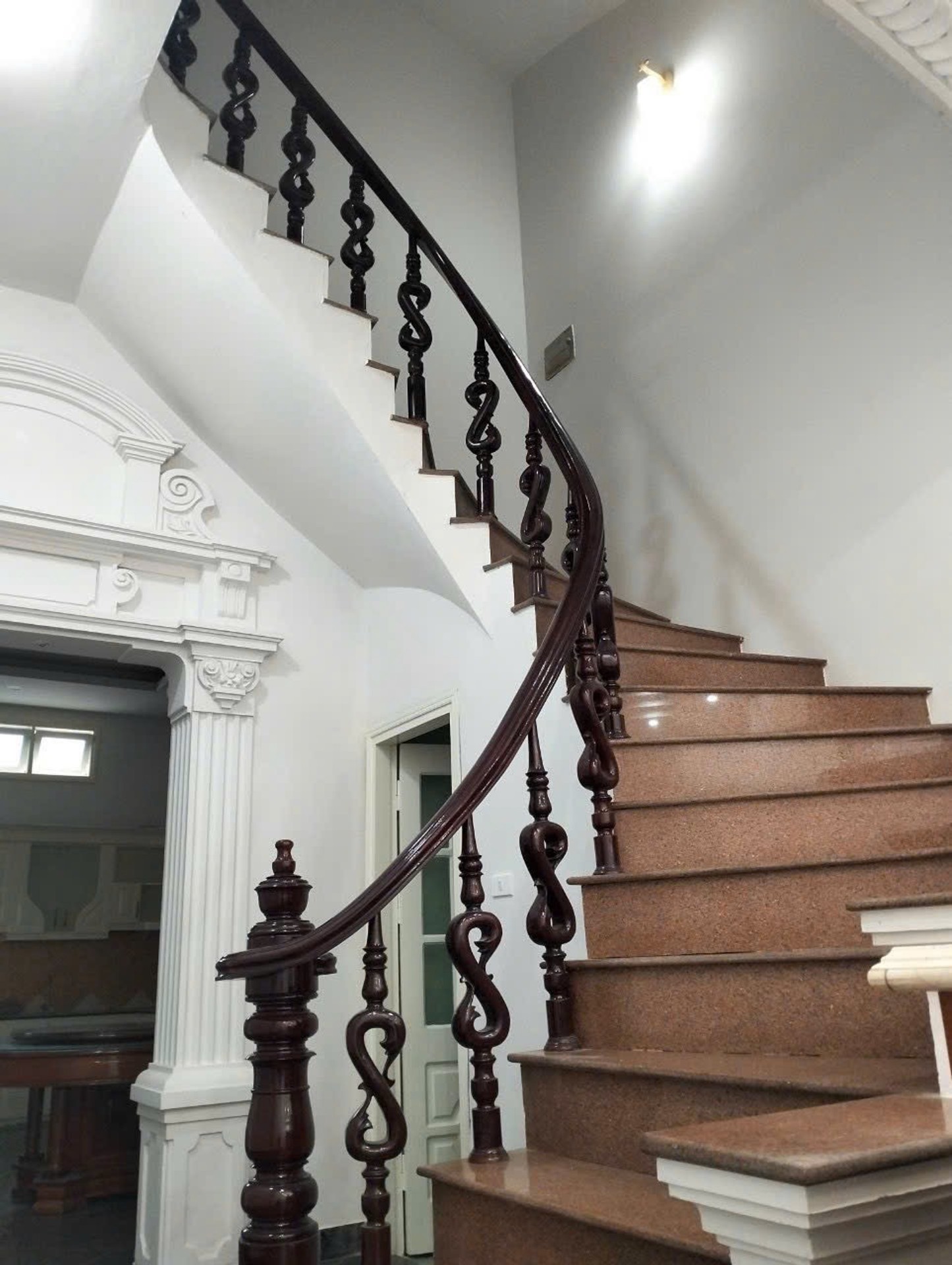 Bán nhà Ngô Gia Tự, Long Biên - 85m2 | 4 tầng | Mặt tiền 4,1m x 19,8m | Giá 18,5 tỷ - Ảnh 10