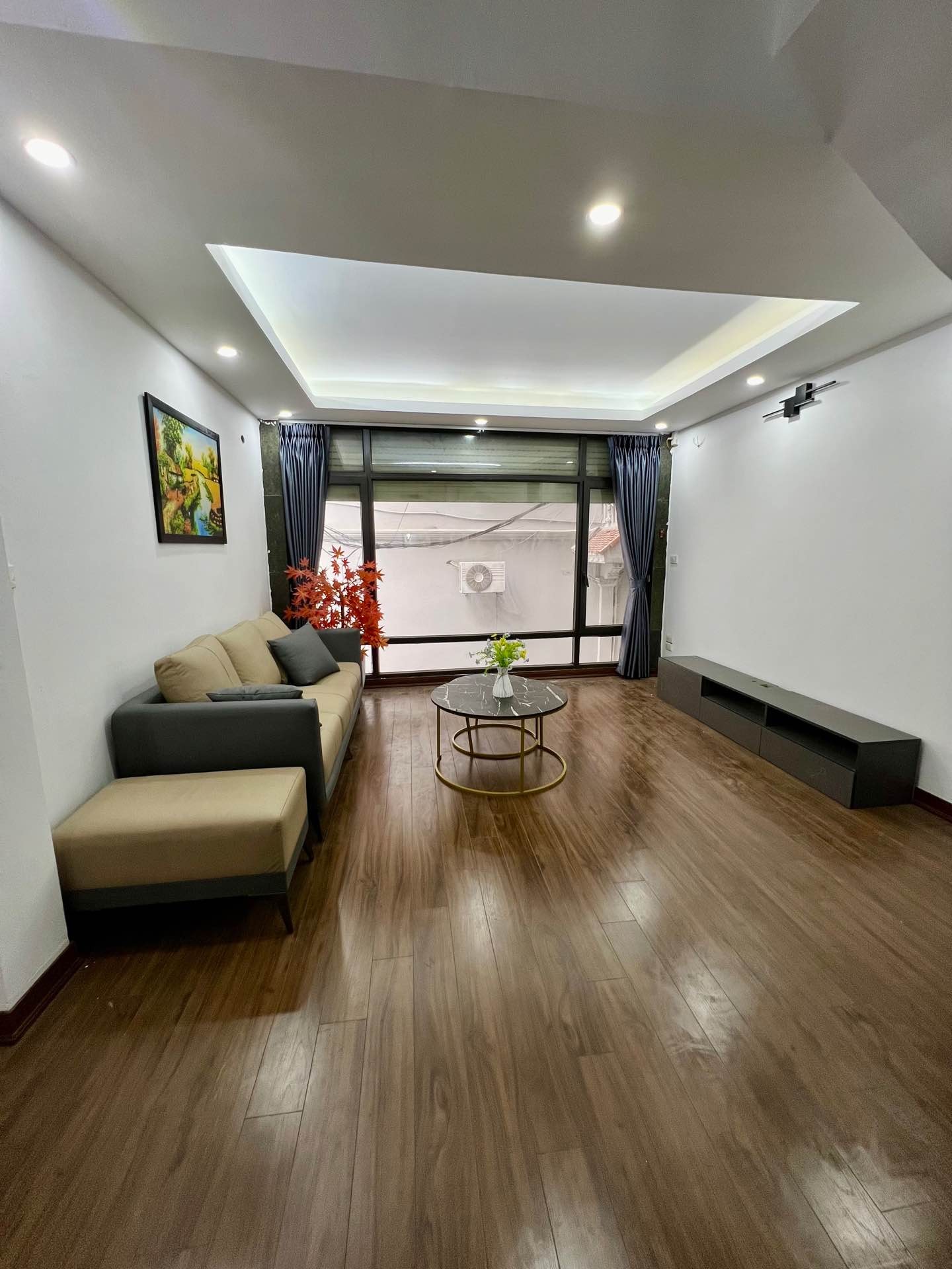 Bán nhà Trường Lâm, Q. Long Biên - 34m2 | 5 tầng | Diện tích 4m x 8,6m | Giá 10,39 tỷ– 【Nhà đẹp, Xây mới, Full nội thất, 2 nhà ra phố, Gara ôtô, 2 thoáng】 - Ảnh 13