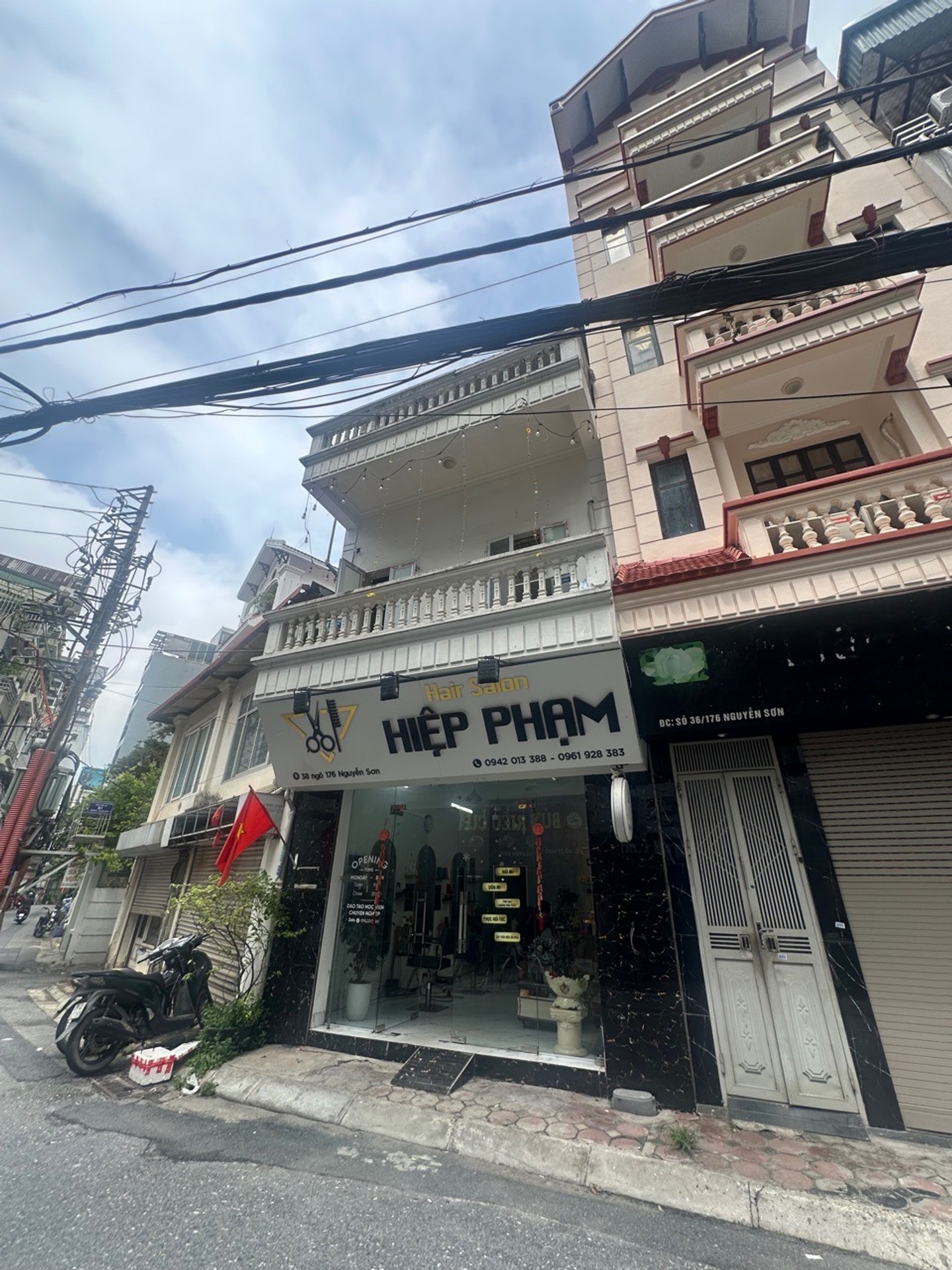 Bán nhà Nguyễn Sơn – 62m2 | 3 tầng | 4,8m x 12,9m | Giá 25,5 tỷ -Q. Long Biên – Liên hệ 0982.497.846 – Bán đất tặng nhà, Mặt ngõ kinh doanh, Vị trí hiếm nhà bán Bán nhà Nguyễn Sơn – 62m2 | 3 tầng | 4,8m x 12,9m | Giá 25,5 tỷ -Q. Long Biên – Liên hệ 0982.497.846 – Bán đất tặng nhà, Mặt ngõ kinh doanh, Vị trí hiếm nhà bán