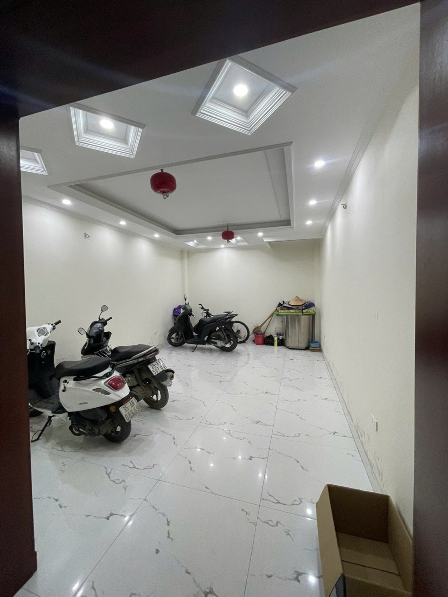 Bán nhà mặt phố Phó Đức Chính - 103m2 | 6 tầng | 8,3m x 15m | Giá 55 tỷ - Q. Ba Đình - Liên hệ 0982.497.846 - Mặt phố, Vìa hè, Kinh doanh, Mặt tiền rộng, Ở và cho thuê dòng tiền 60 triệu/tháng - Ảnh 3
