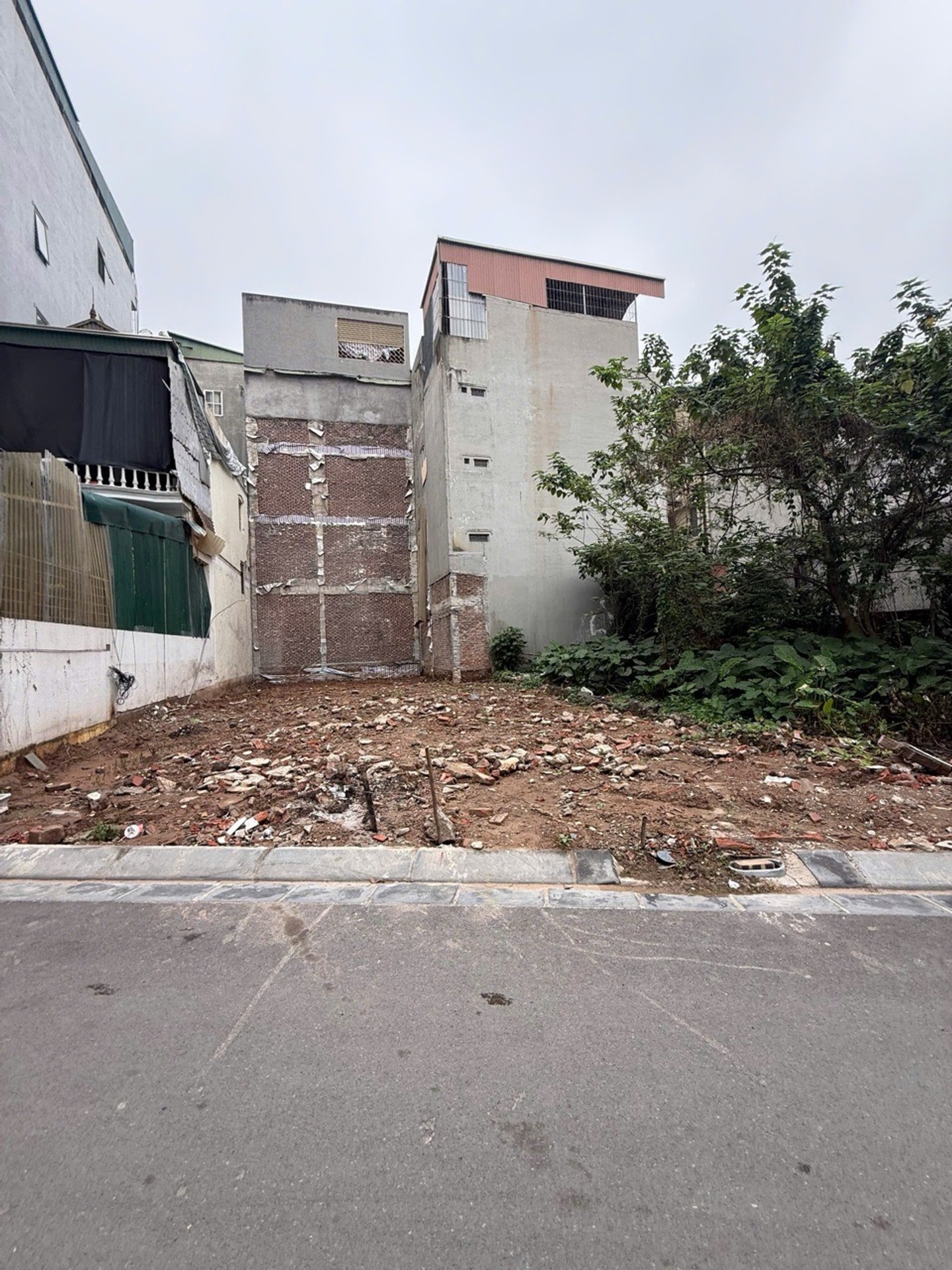 Bán đất Ngọc Thụy – 111m2 | 4,8m x 19,3m | 19,5 tỷ – Q. Long Biên – Liên hệ 0982.497.846 – Đất đẹp, Nở hậu, Ngõ thông, Đường ôtô tránh, Gần công viên, Khu vực dân trí cao, An sinh tốt Bán đất Ngọc Thụy – 111m2 | 4,8m x 19,3m | 19,5 tỷ – Q. Long Biên – Liên hệ 0982.497.846 – Đất đẹp, Nở hậu, Ngõ thông, Đường ôtô tránh, Gần công viên, Khu vực dân trí cao, An sinh tốt