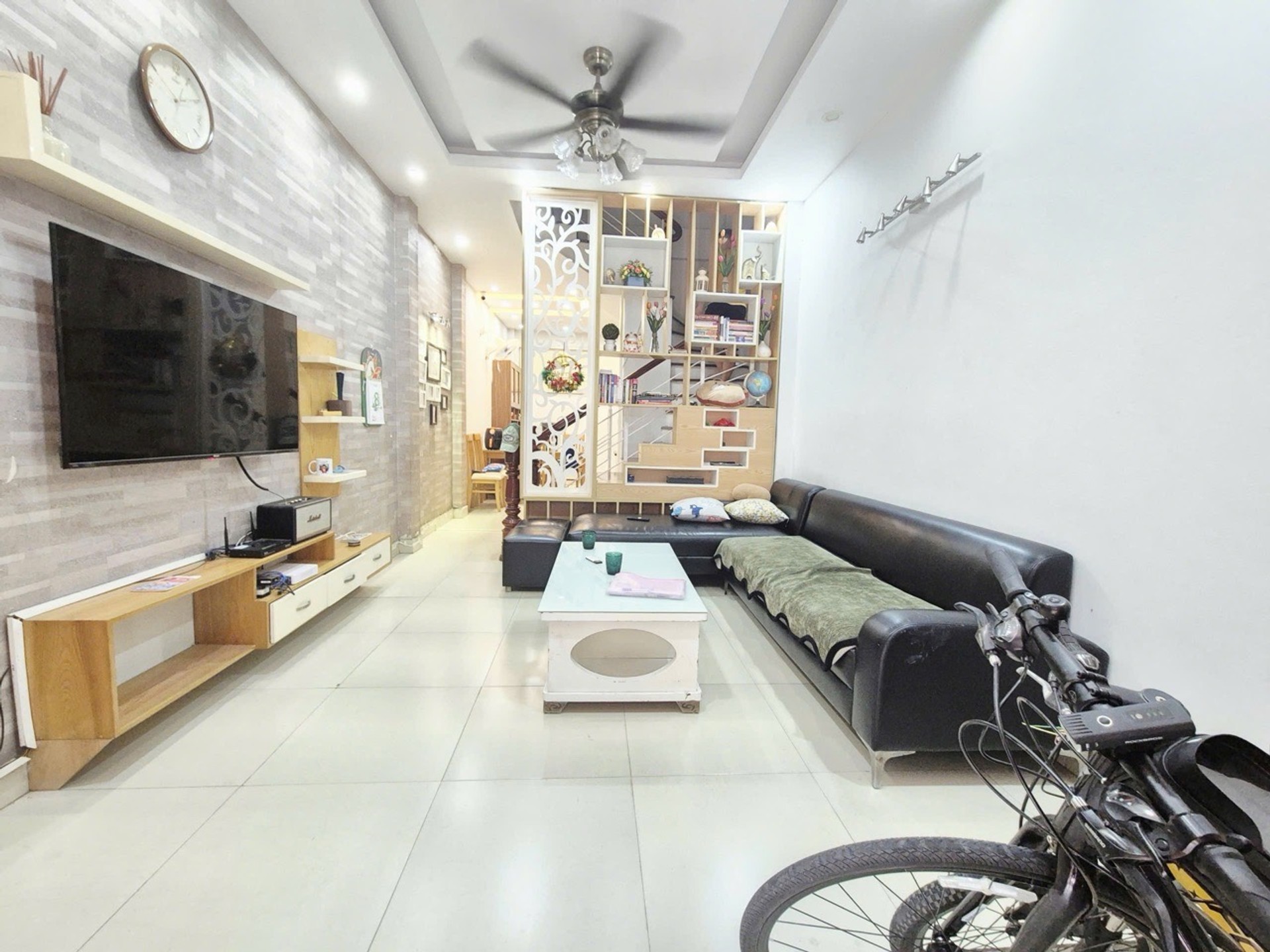 Bán nhà Bát Khối 45m2 | 4 tầng | 3,6m x 13,9m | 9,45 tỷ – Long Biên Bán nhà Bát Khối 45m2 | 4 tầng | 3,6m x 13,9m | 9,45 tỷ – Long Biên