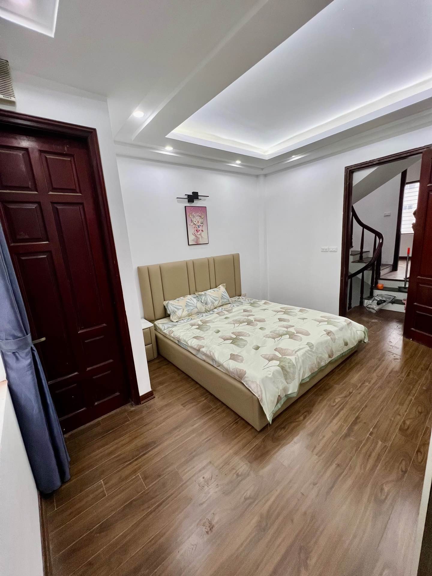 Bán nhà Trường Lâm, Q. Long Biên - 34m2 | 5 tầng | Diện tích 4m x 8,6m | Giá 10,39 tỷ– 【Nhà đẹp, Xây mới, Full nội thất, 2 nhà ra phố, Gara ôtô, 2 thoáng】 - Ảnh 6