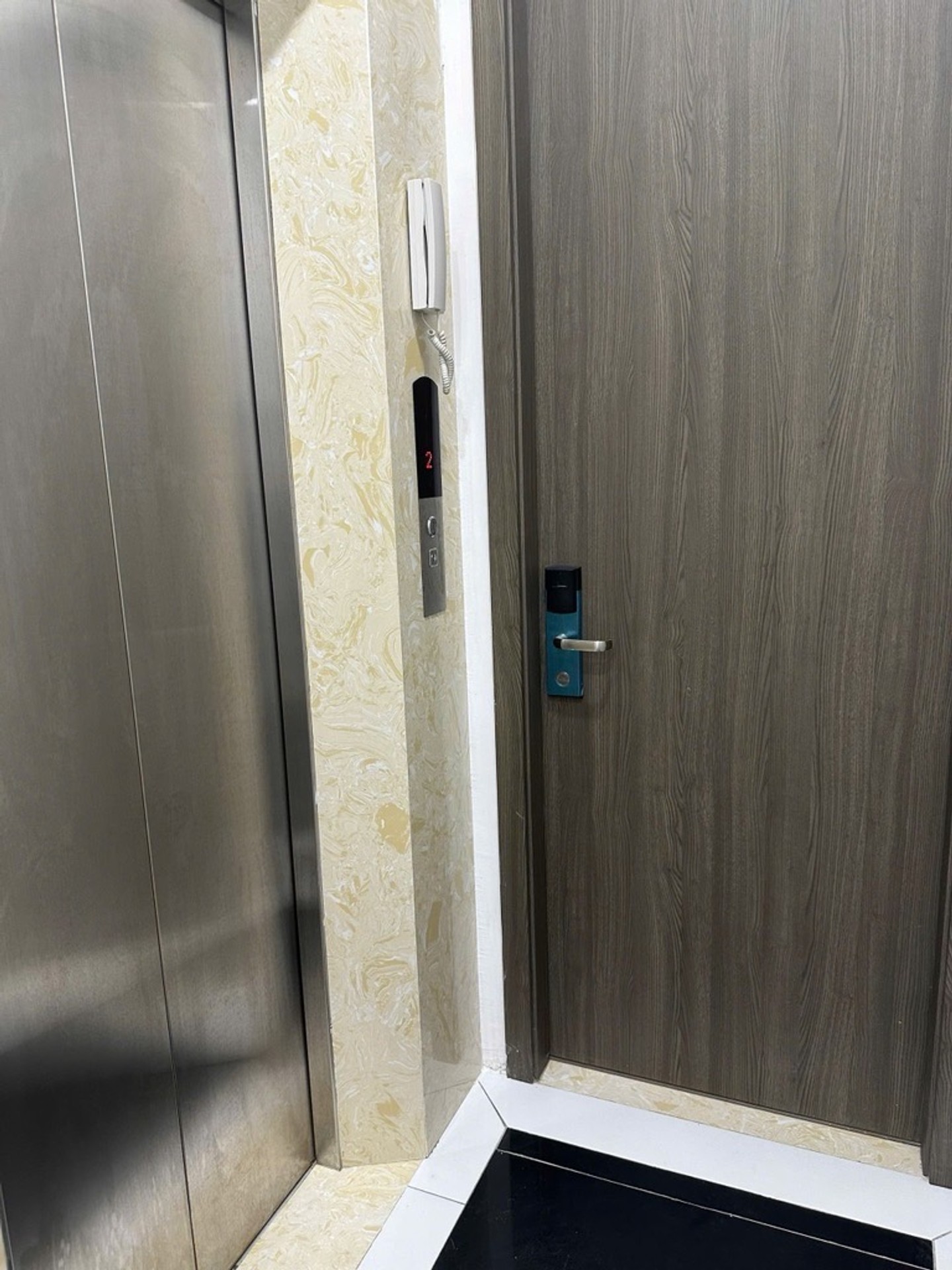 Bán nhà mặt phố Bát Khối - 91m2 | 6 tầng | 6,1m x 16m | Giá 27,5 tỷ - Q. Long Biên - Liên hệ 0982.497.846 - View sông Hồng, Ôtô đỗ cửa, Thang máy, Kinh doanh dòng tiền 100 triệu/tháng - Ảnh 9