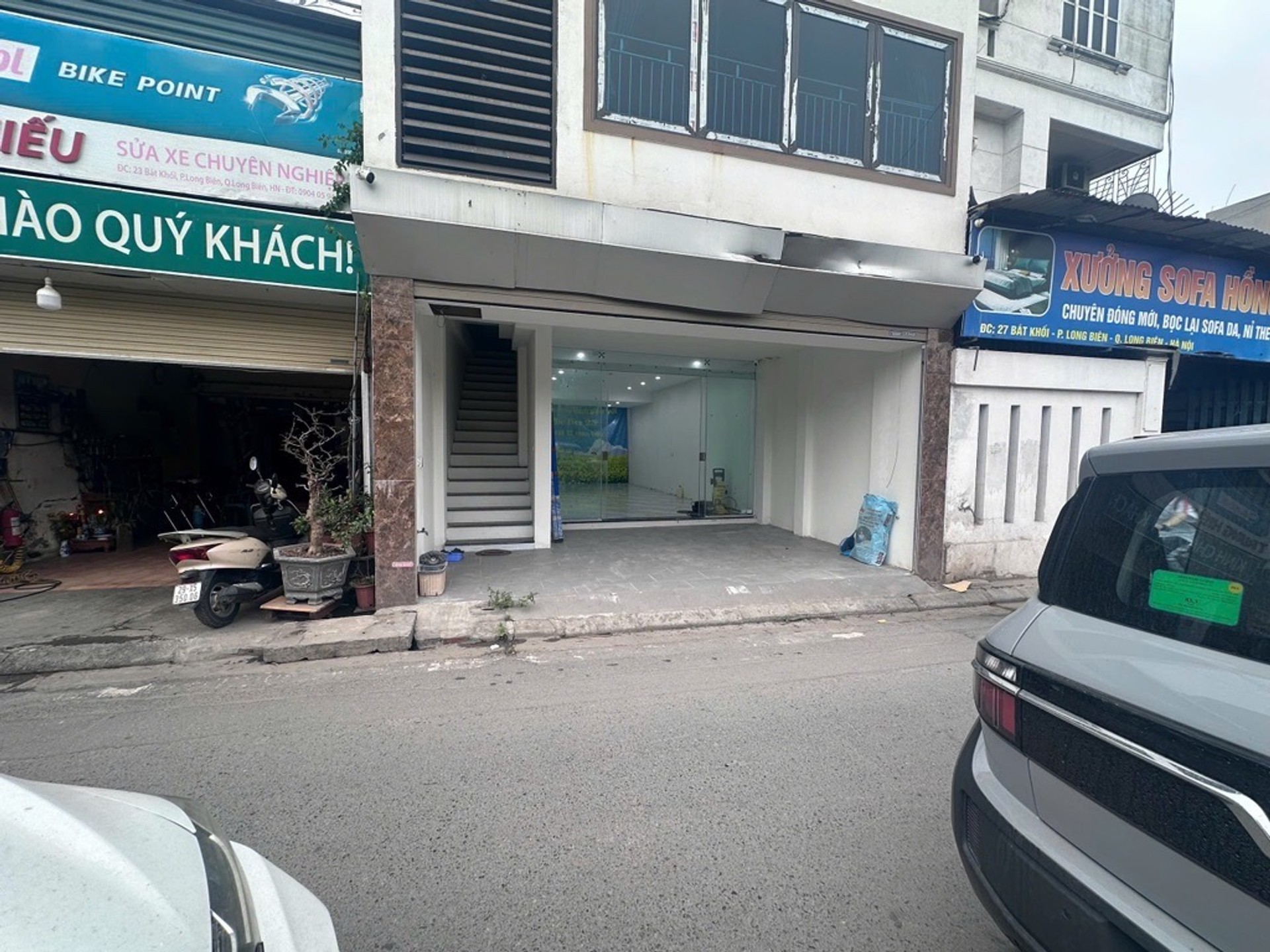 Bán nhà mặt phố Bát Khối – 91m2 | 6 tầng | 6,1m x 16m | Giá 27,5 tỷ – Q. Long Biên – Liên hệ 0982.497.846 – View sông Hồng, Ôtô đỗ cửa, Thang máy, Kinh doanh dòng tiền 100 triệu/tháng Bán nhà mặt phố Bát Khối – 91m2 | 6 tầng | 6,1m x 16m | Giá 27,5 tỷ – Q. Long Biên – Liên hệ 0982.497.846 – View sông Hồng, Ôtô đỗ cửa, Thang máy, Kinh doanh dòng tiền 100 triệu/tháng